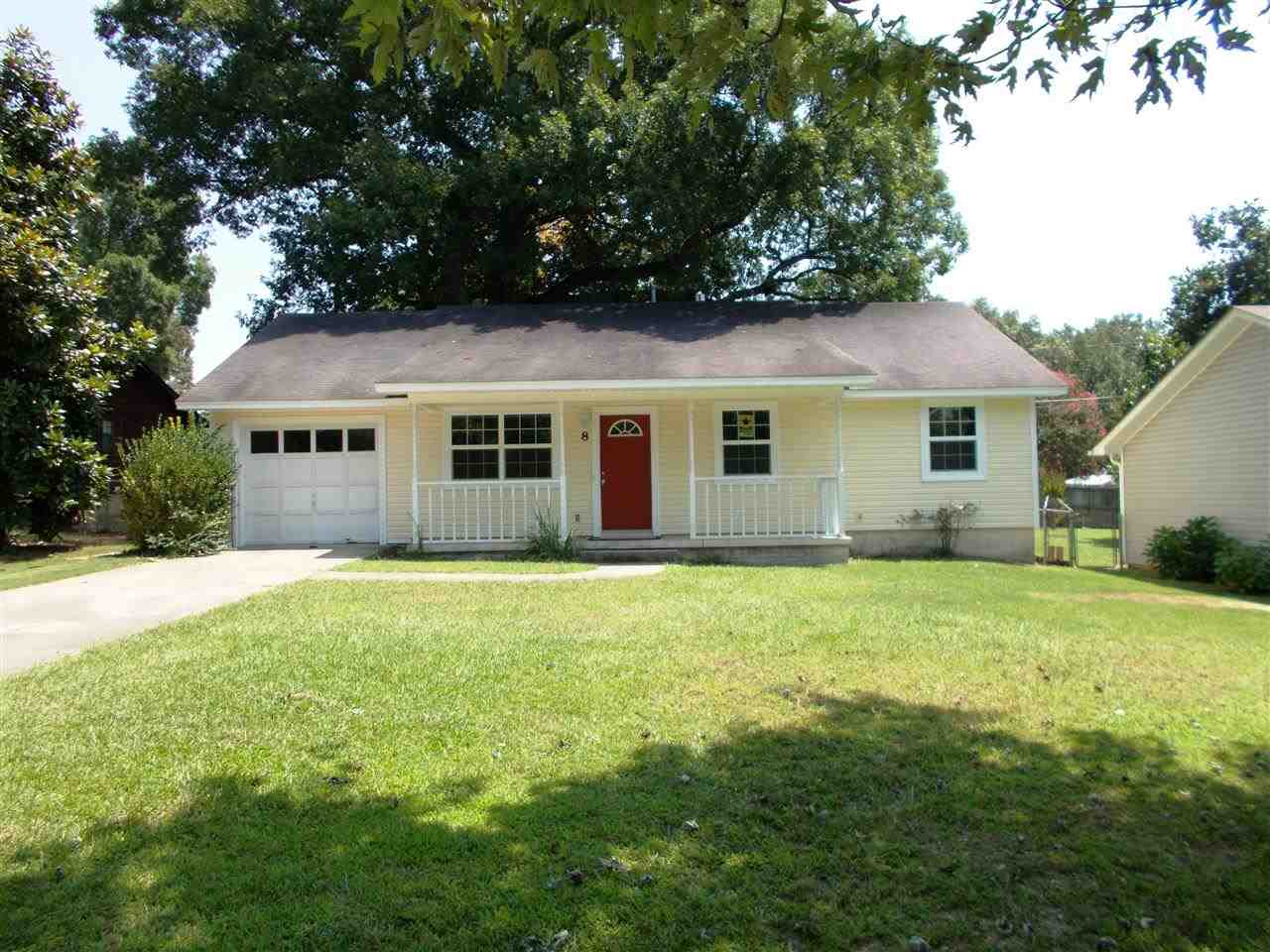 Nice home, recent updated, vinyl siding & windows, carpets, appliances, paint & bathroom update clean & fresh - ready to move in! Ceiling fans, energy efficient windows.