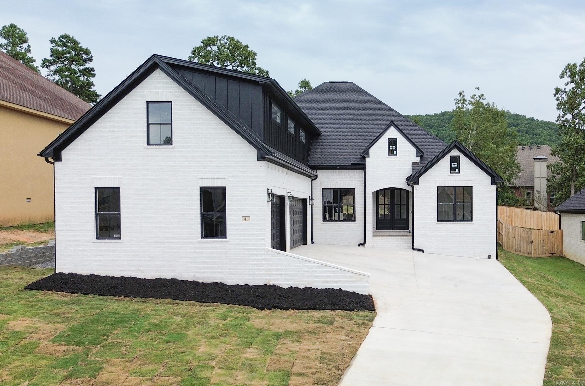 CHENAL VALLEY EPERNAY PLACE - Residential