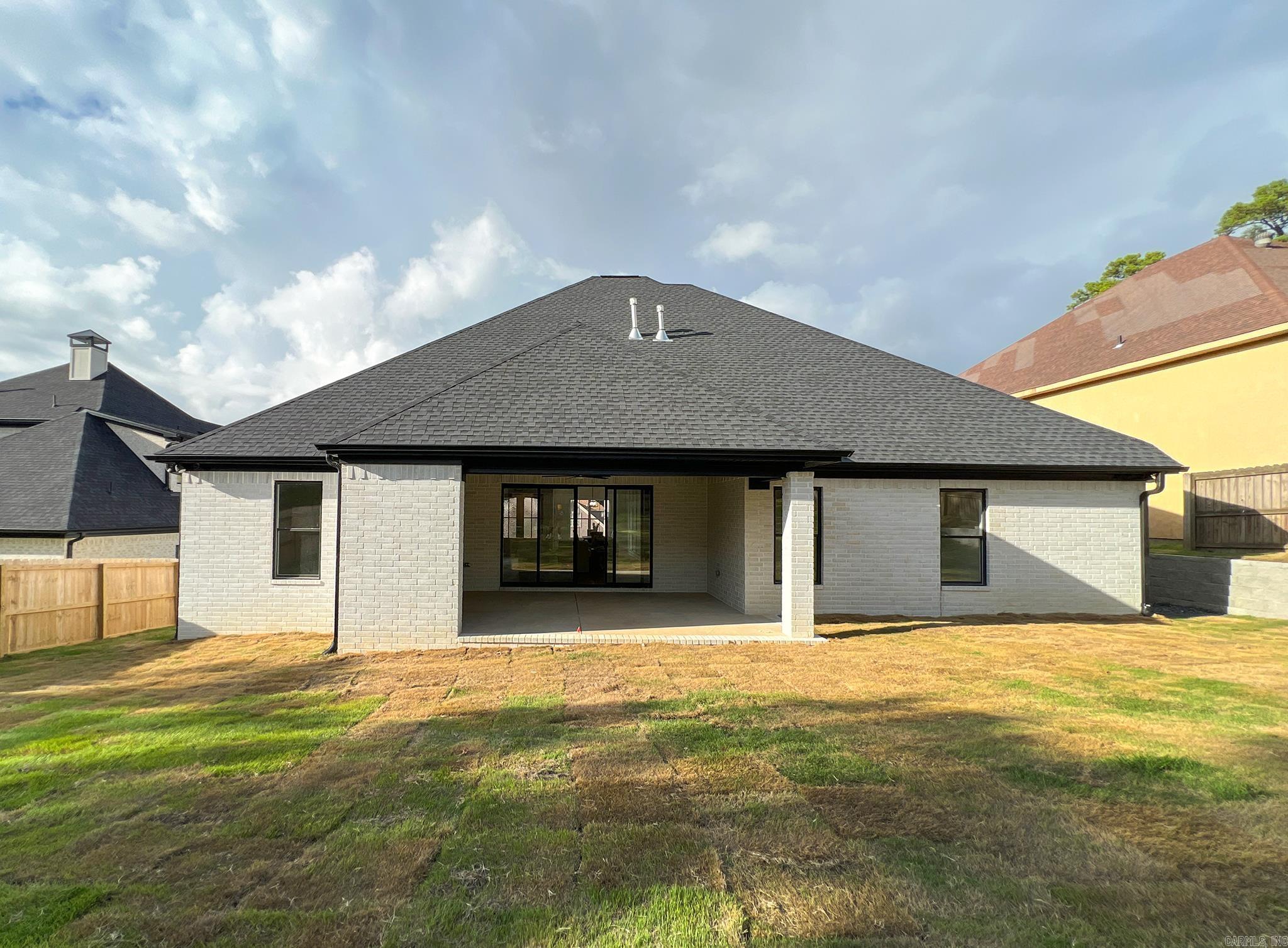 CHENAL VALLEY EPERNAY PLACE - Residential