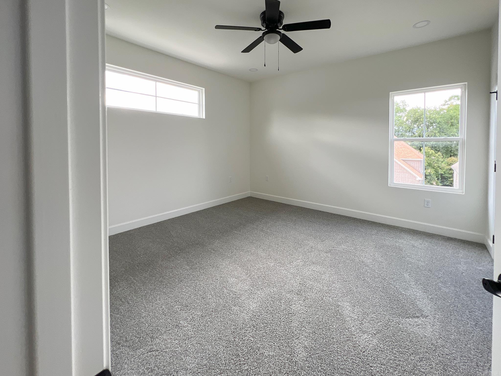 CHENAL VALLEY EPERNAY PLACE - Residential