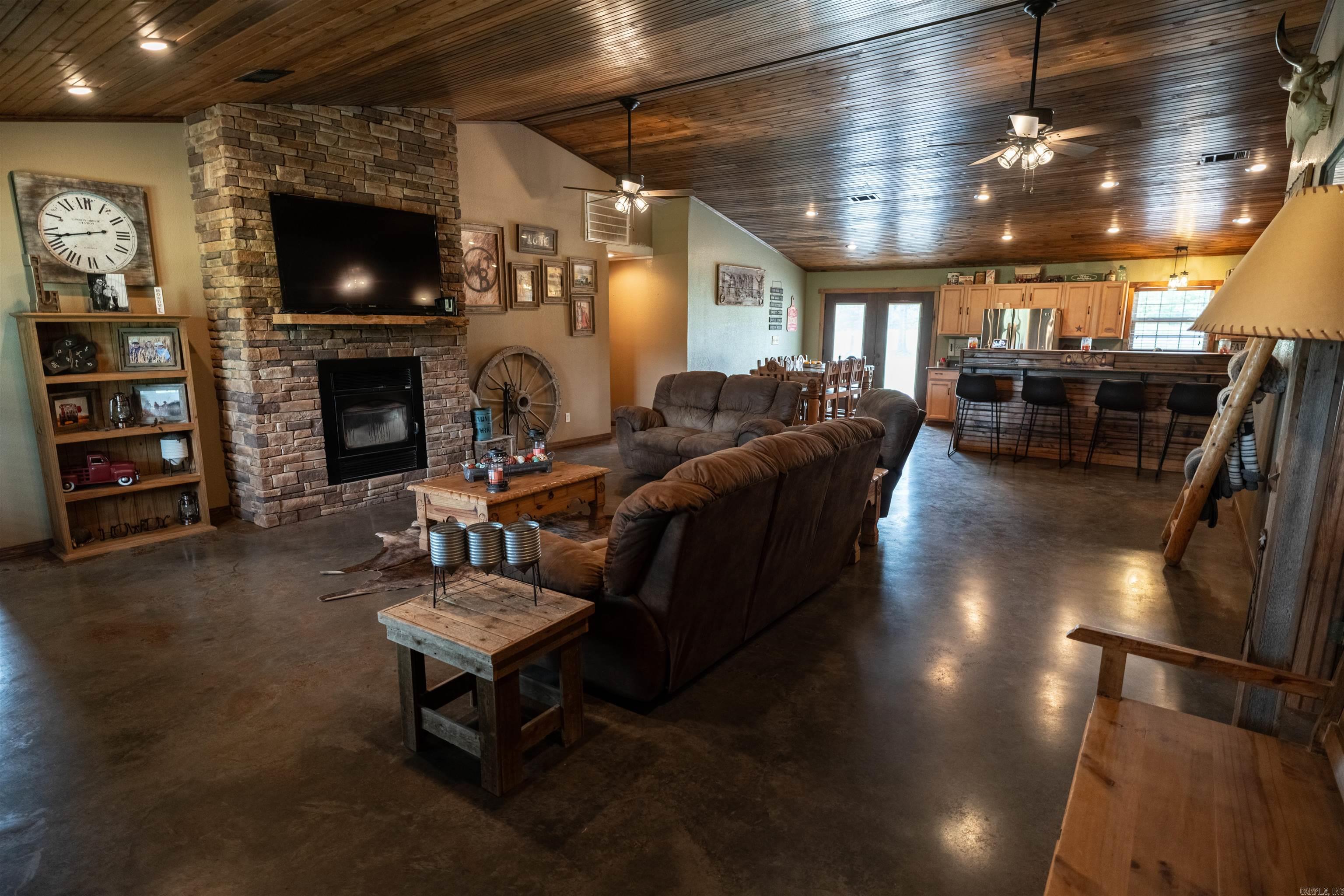 Metes & Bounds - Farm