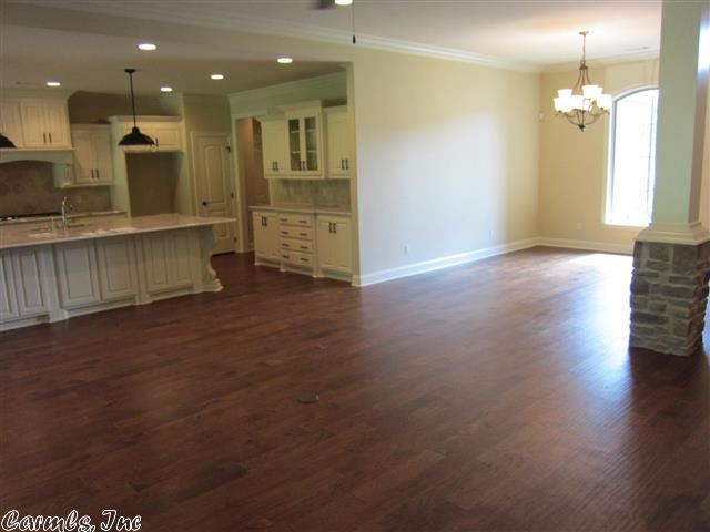 MAUMELLE VALLEY ESTATES - Residential