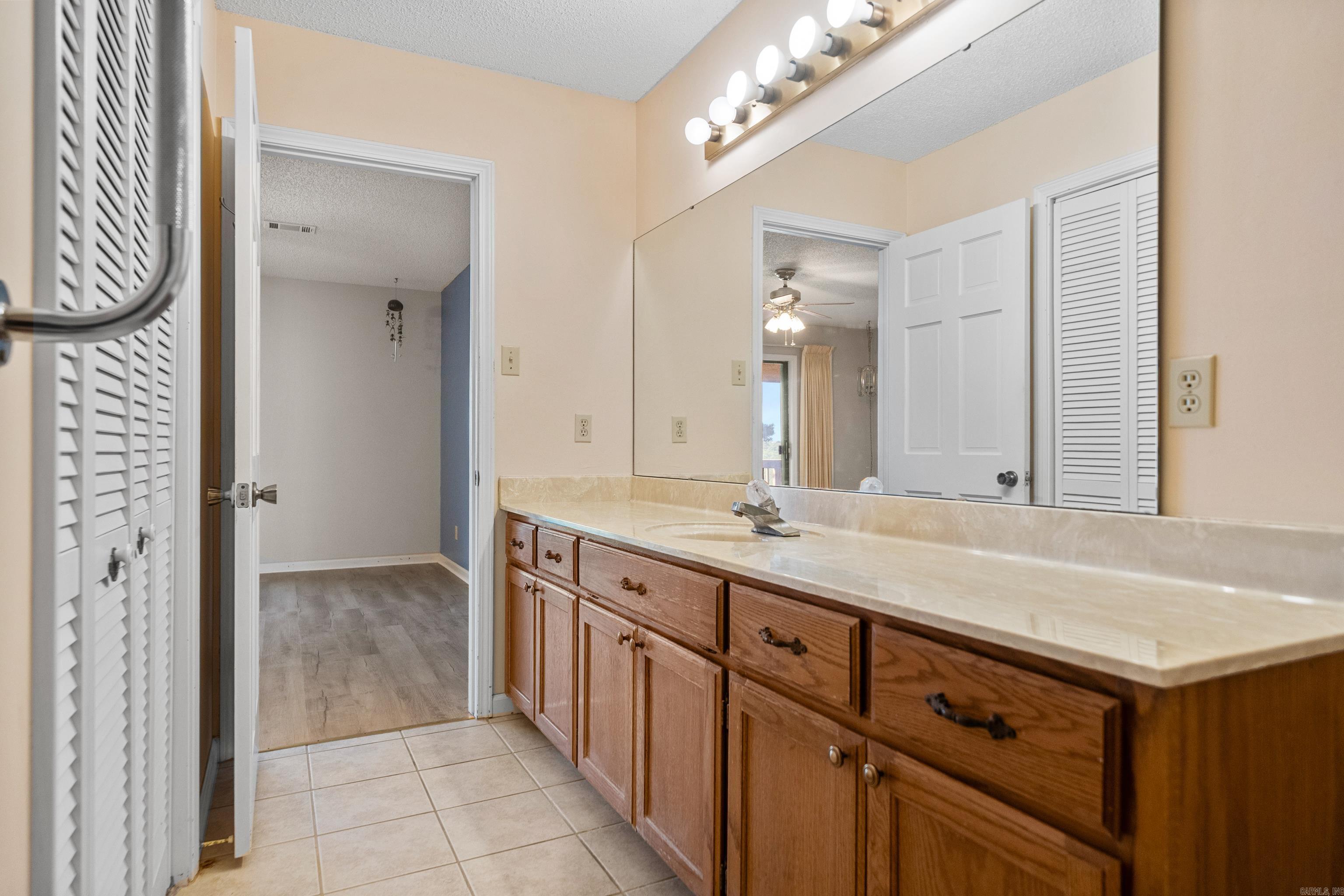 CEDAR CREST HPR - Residential
