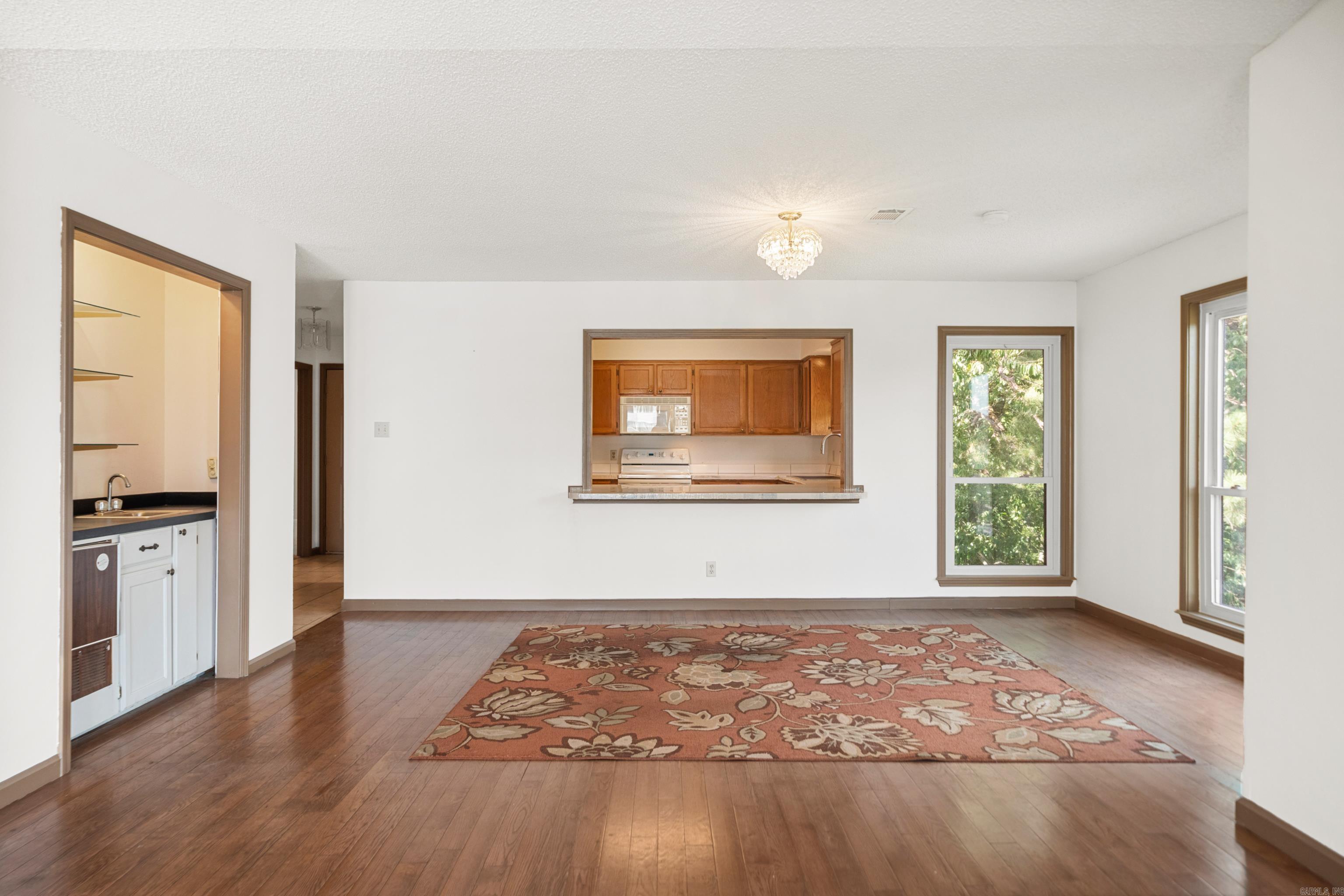 CEDAR CREST HPR - Residential