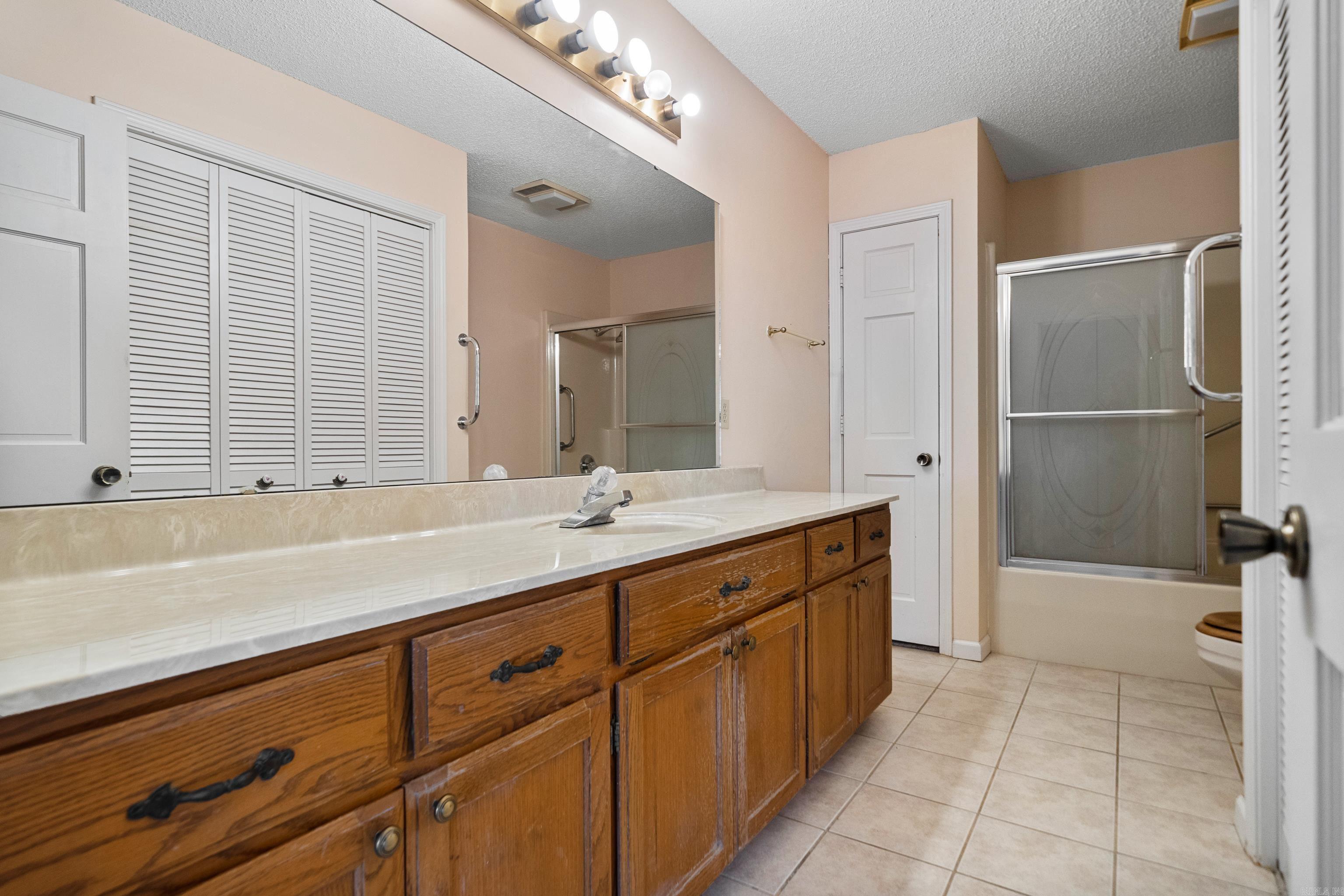 CEDAR CREST HPR - Residential