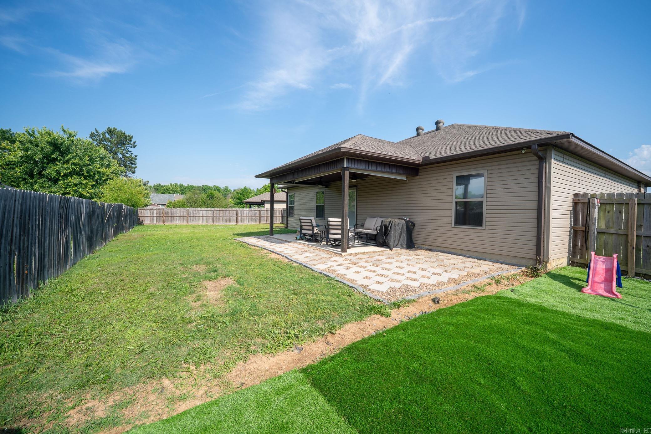 DEERFIELD ESTATES - Residential
