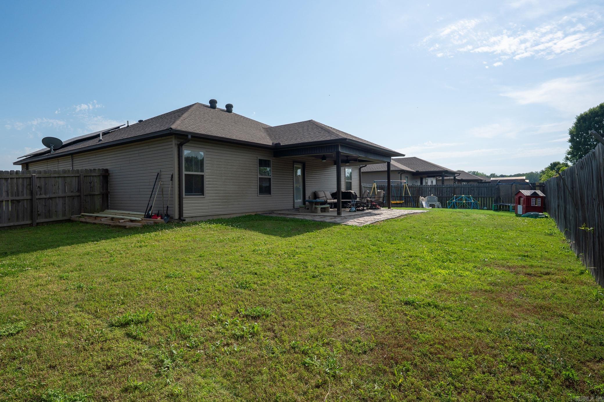 DEERFIELD ESTATES - Residential