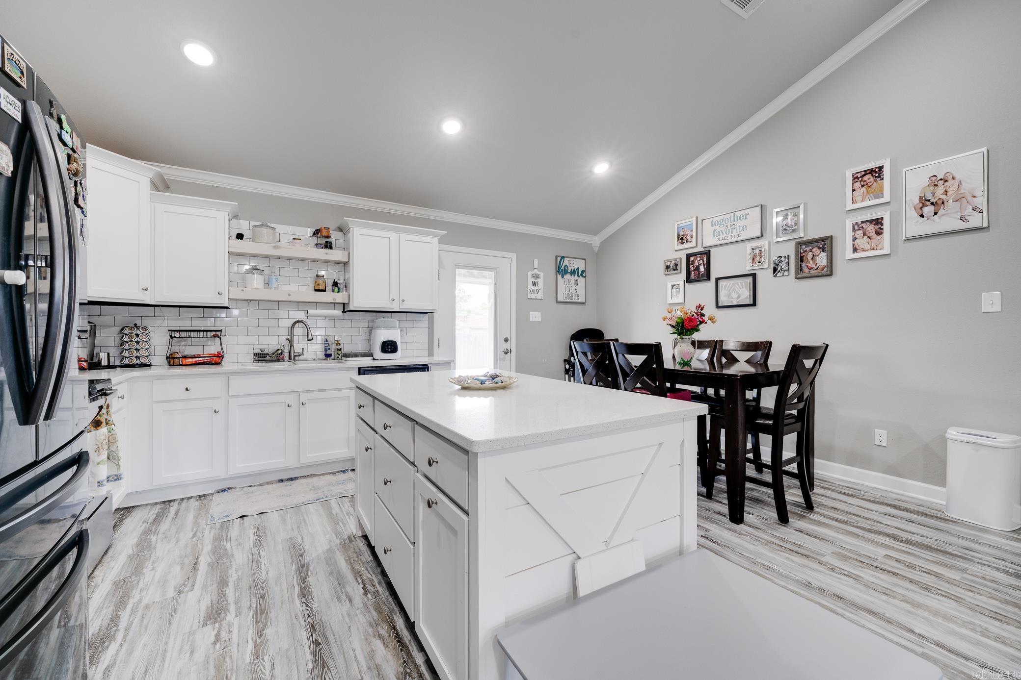 DEERFIELD ESTATES - Residential