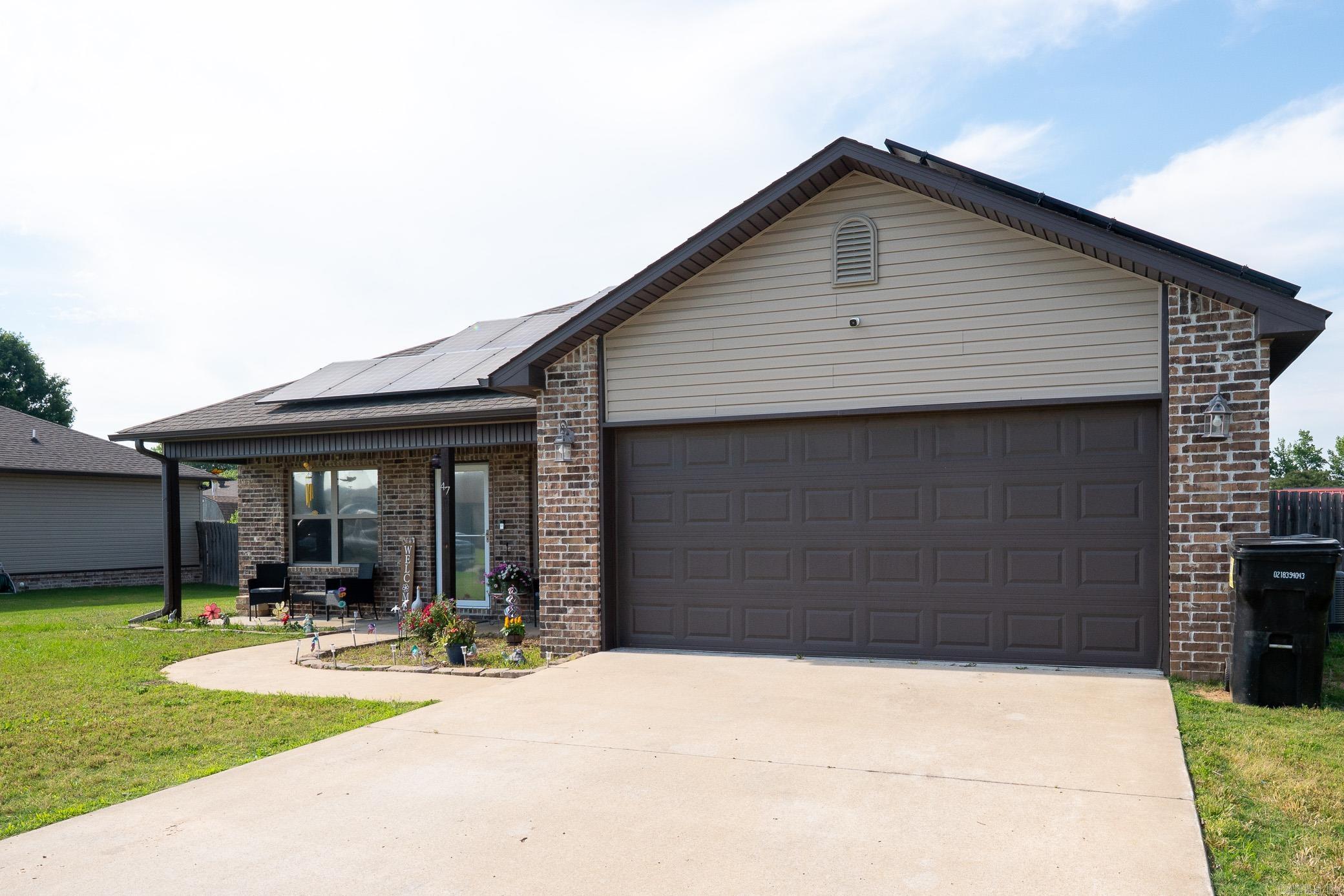DEERFIELD ESTATES - Residential