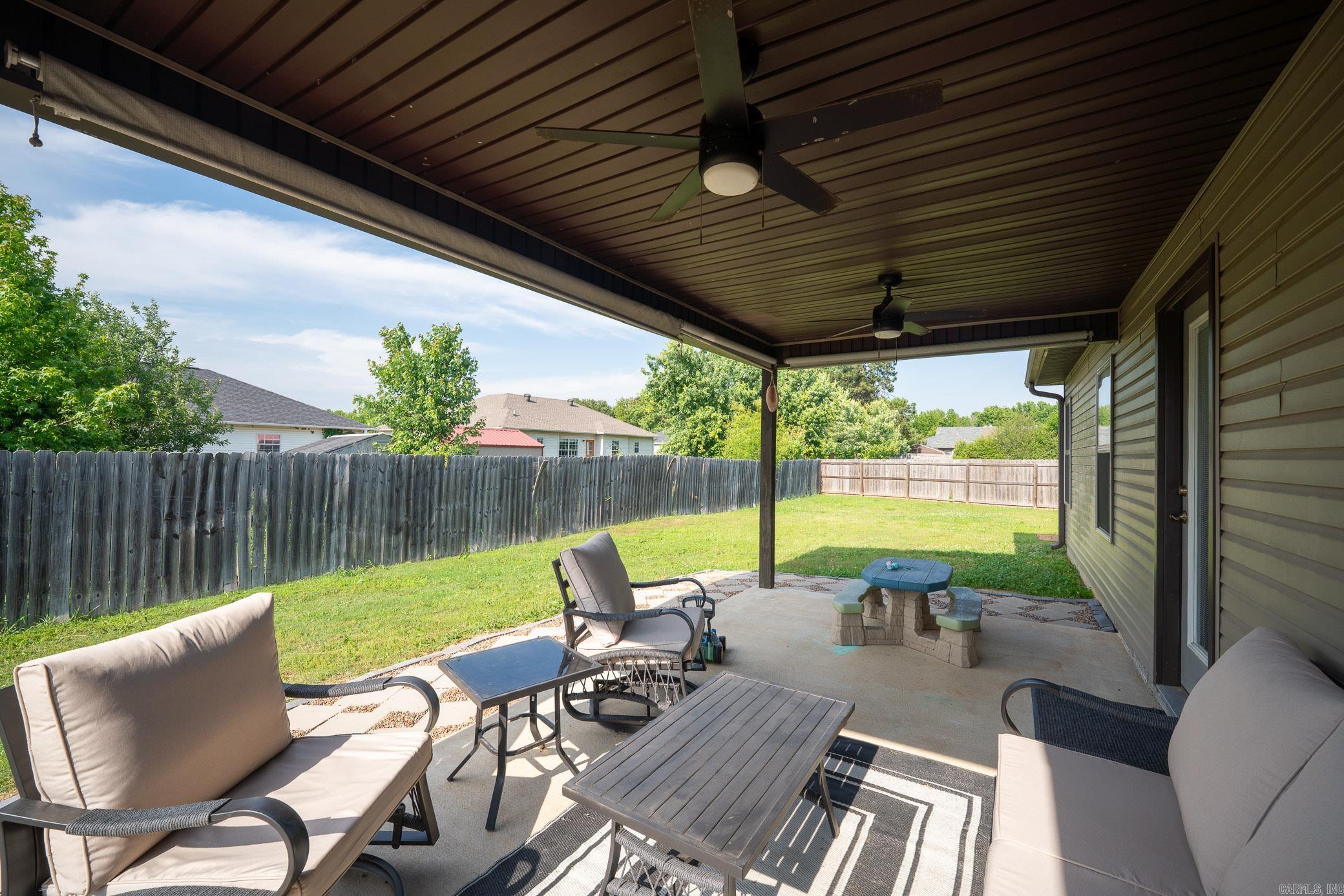 DEERFIELD ESTATES - Residential