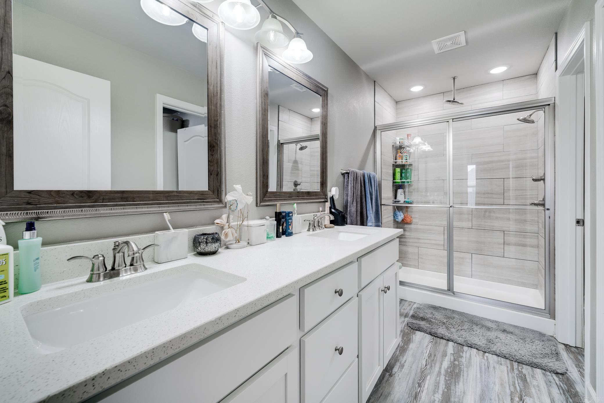 DEERFIELD ESTATES - Residential
