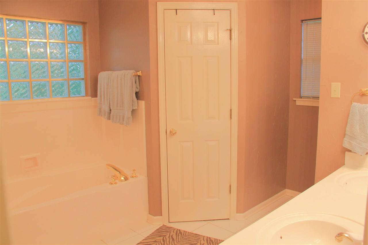 CHERRY CREEK ADDN - Residential