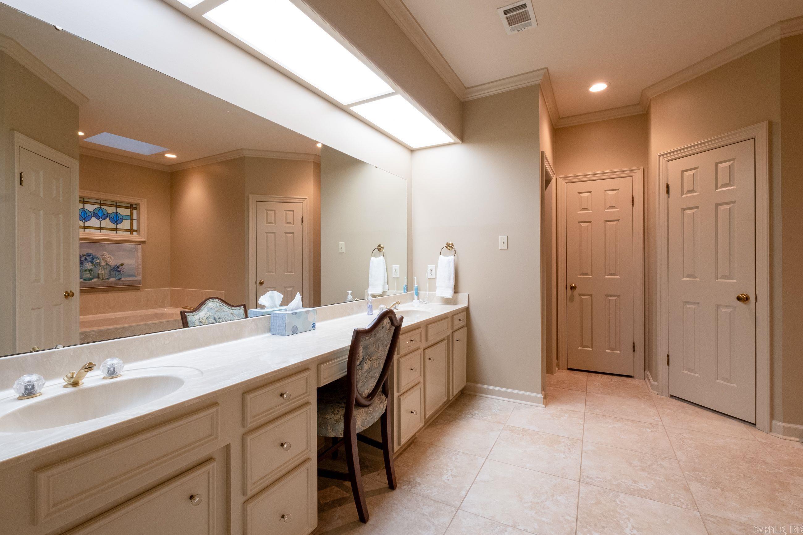 PLEASANT VALLEY MANOR - Residential