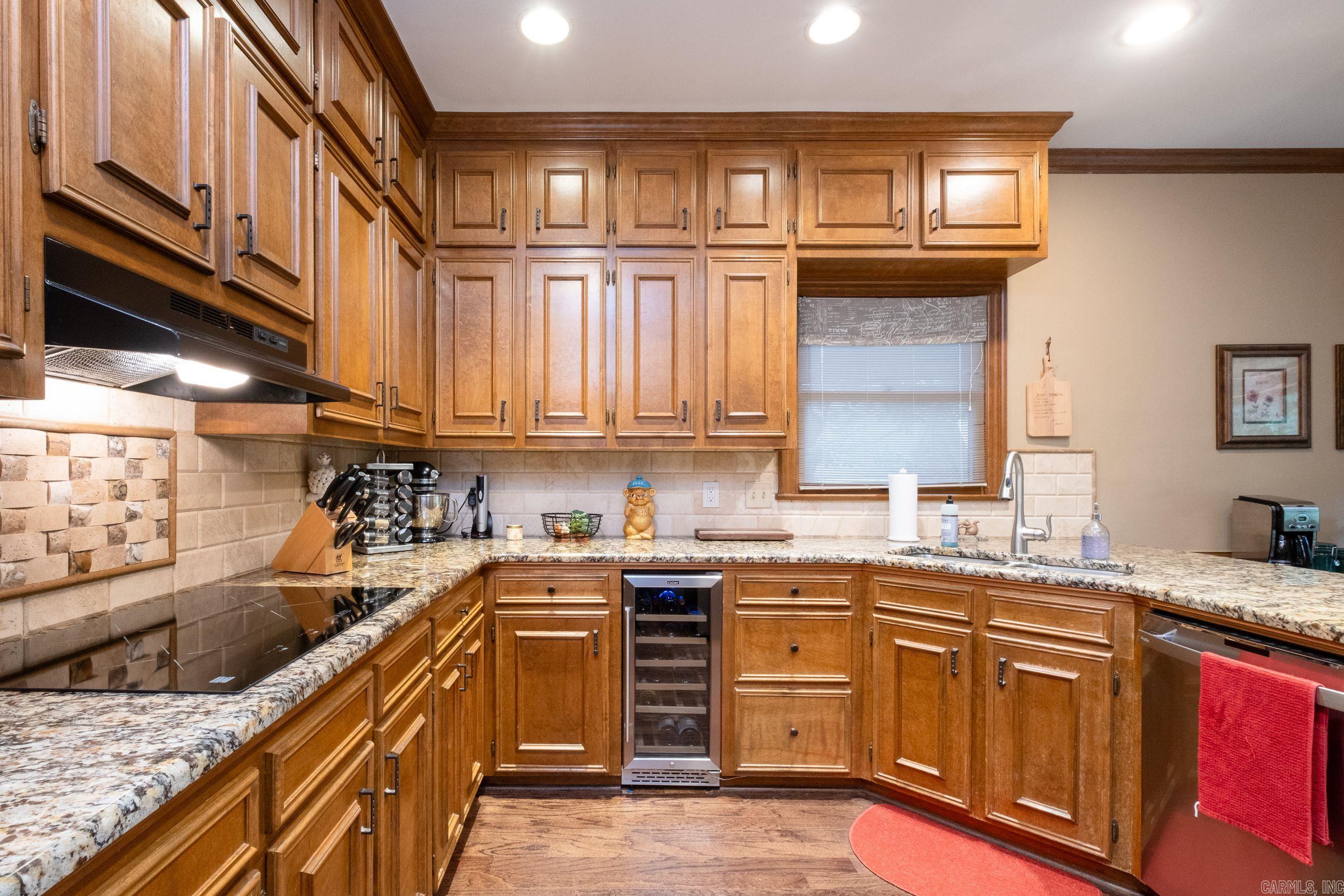 PLEASANT VALLEY MANOR - Residential