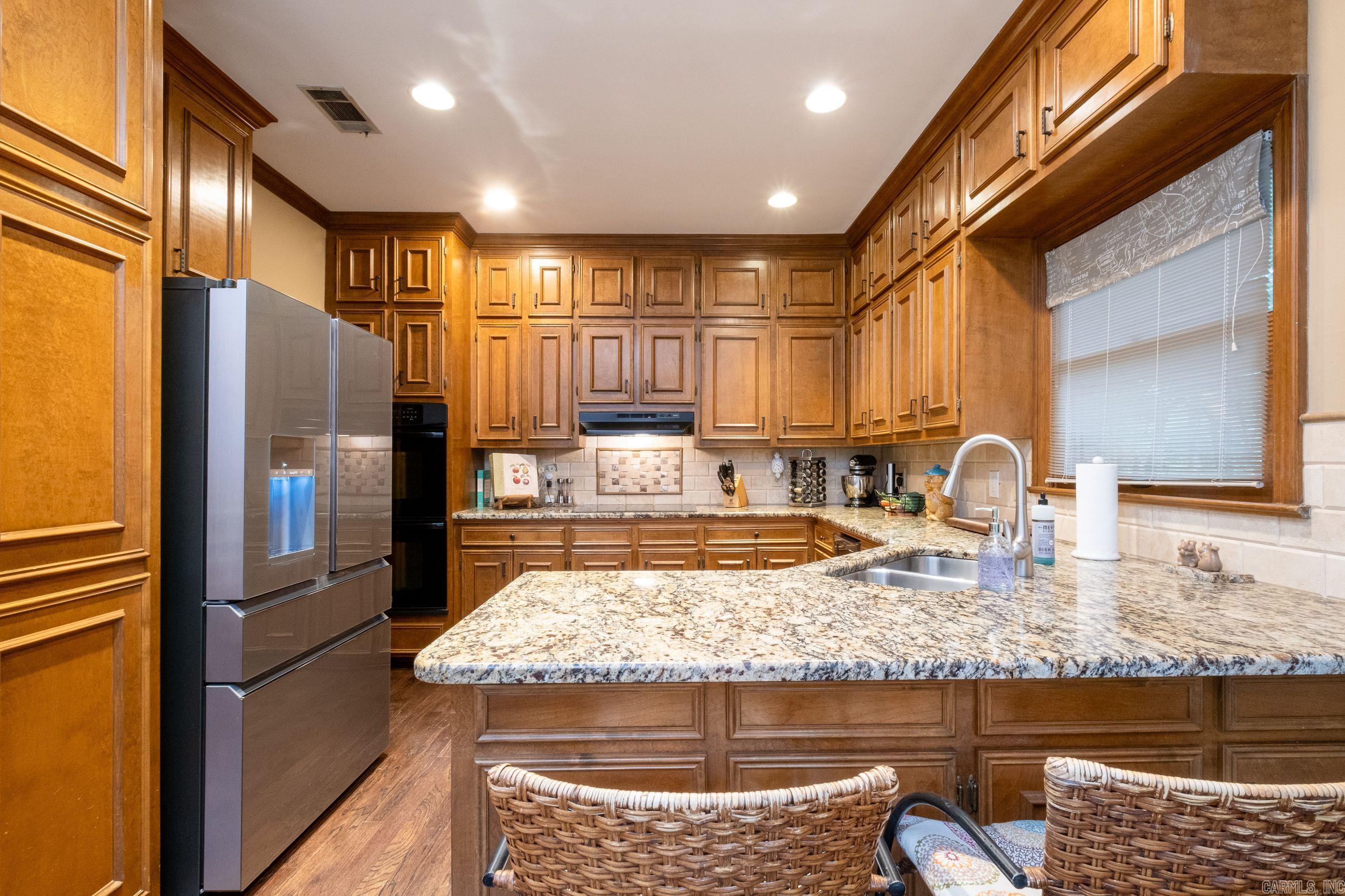 PLEASANT VALLEY MANOR - Residential