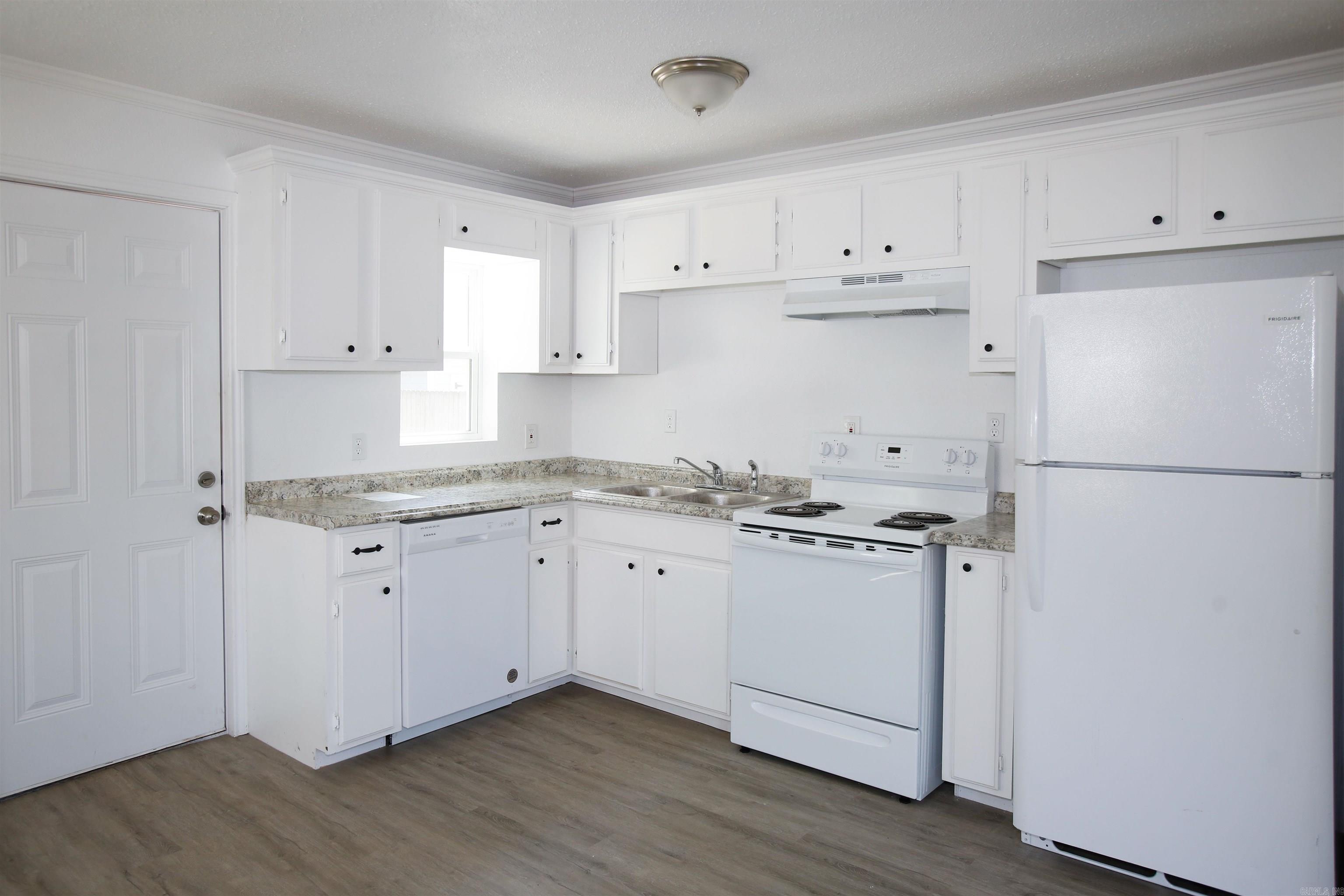 Pickthorne - Residential Lease