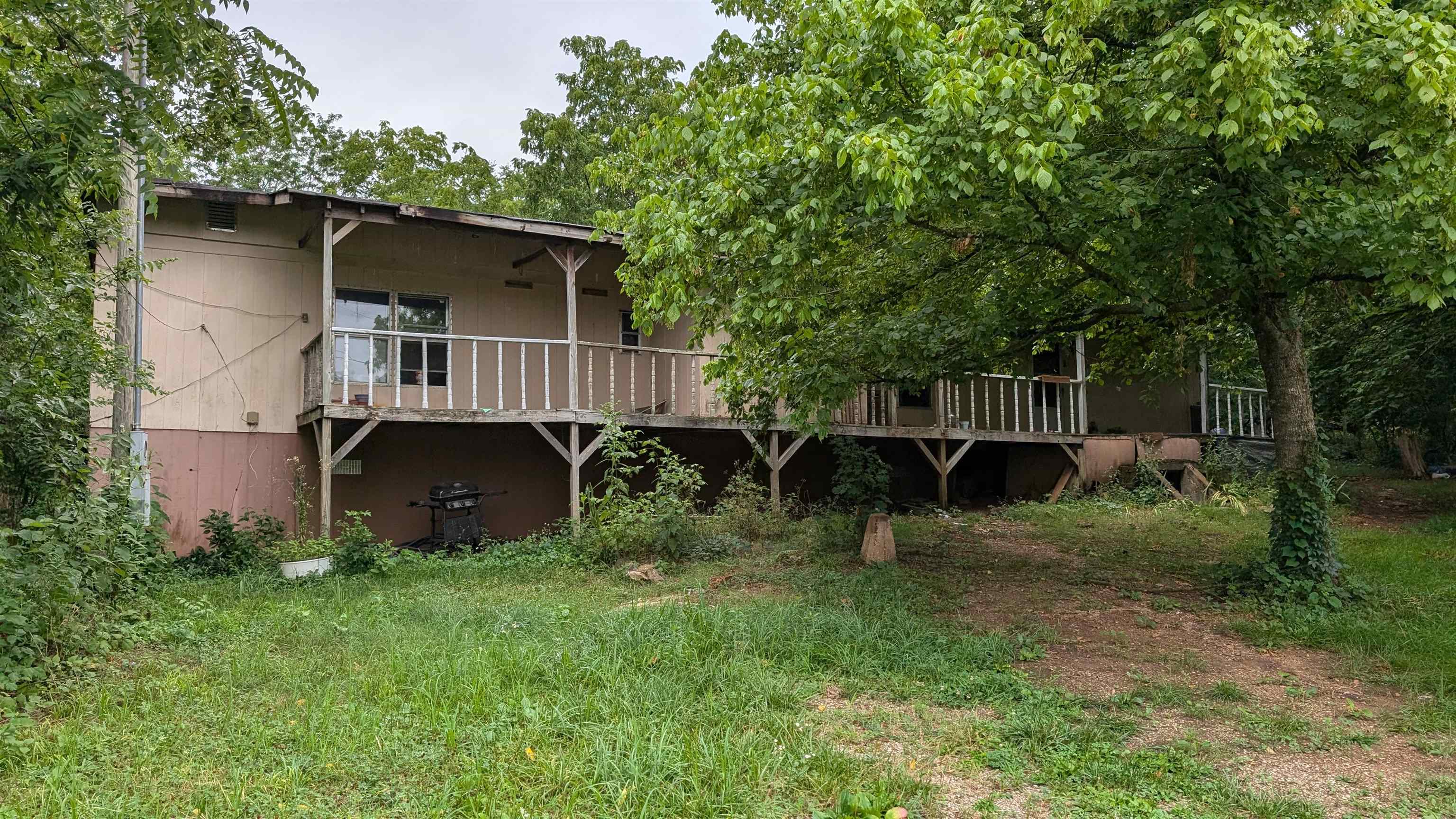 Metes & Bounds - Land