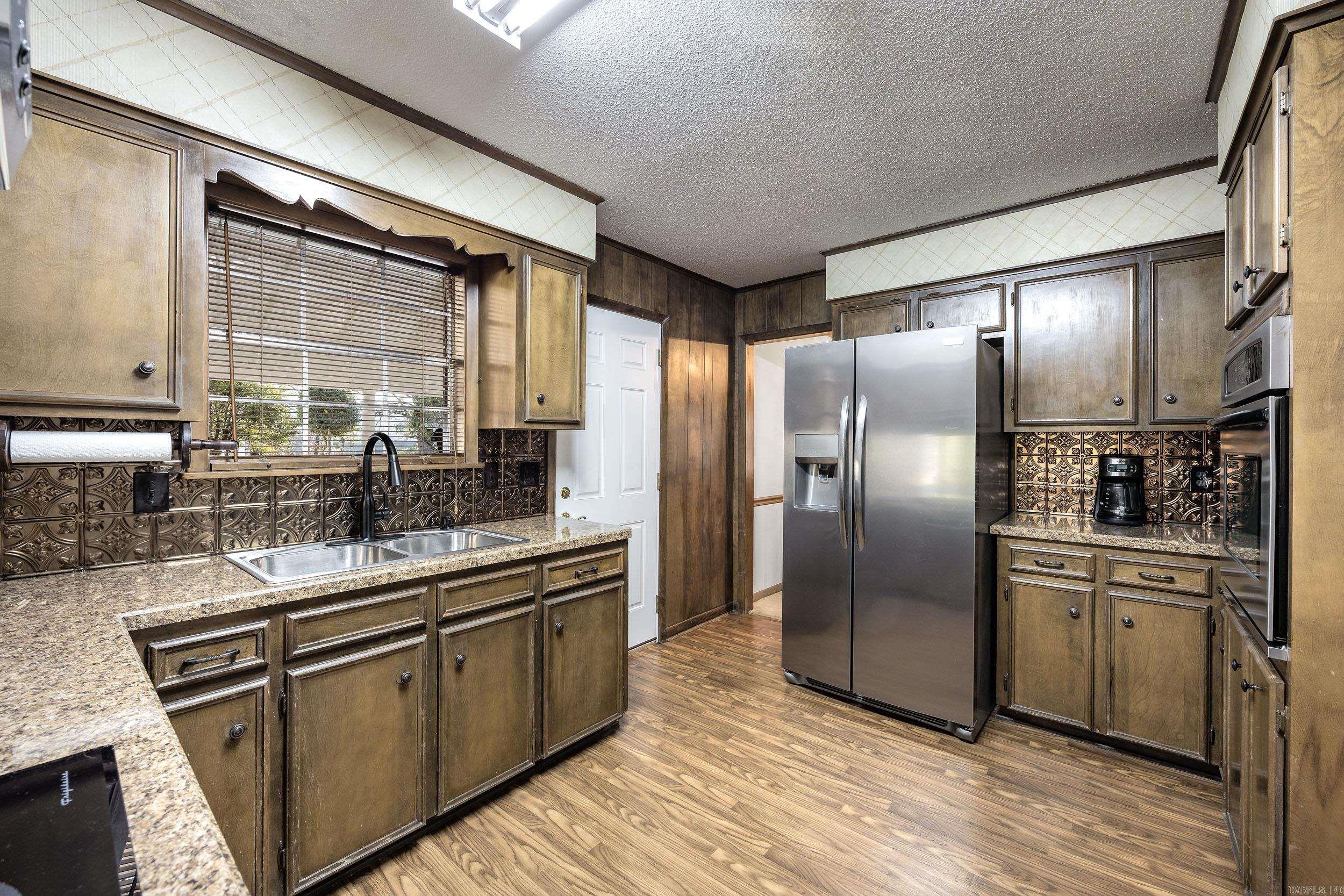 BRIARWOOD - Residential