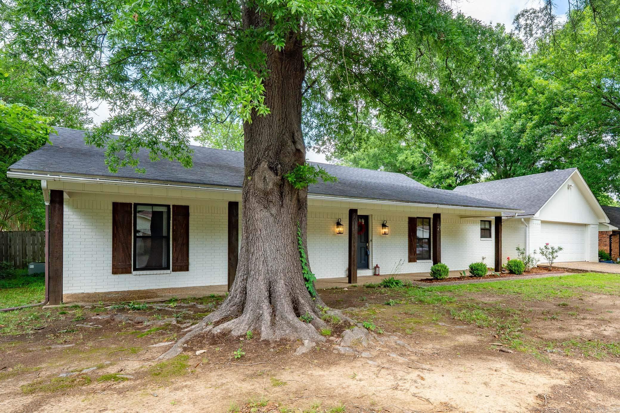 TUCKER CREEK - Residential