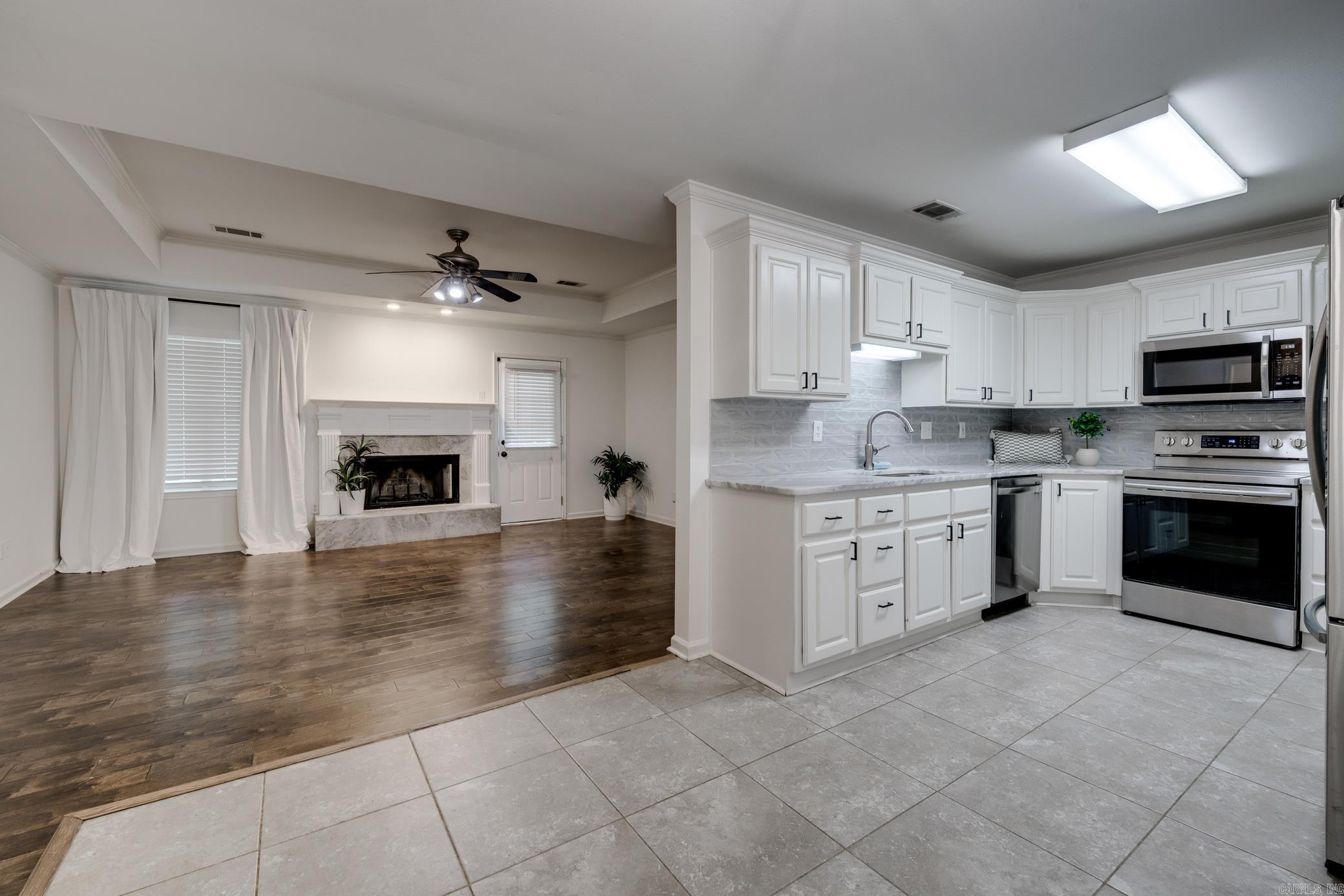 GARDEN OAKS ADDN - Residential