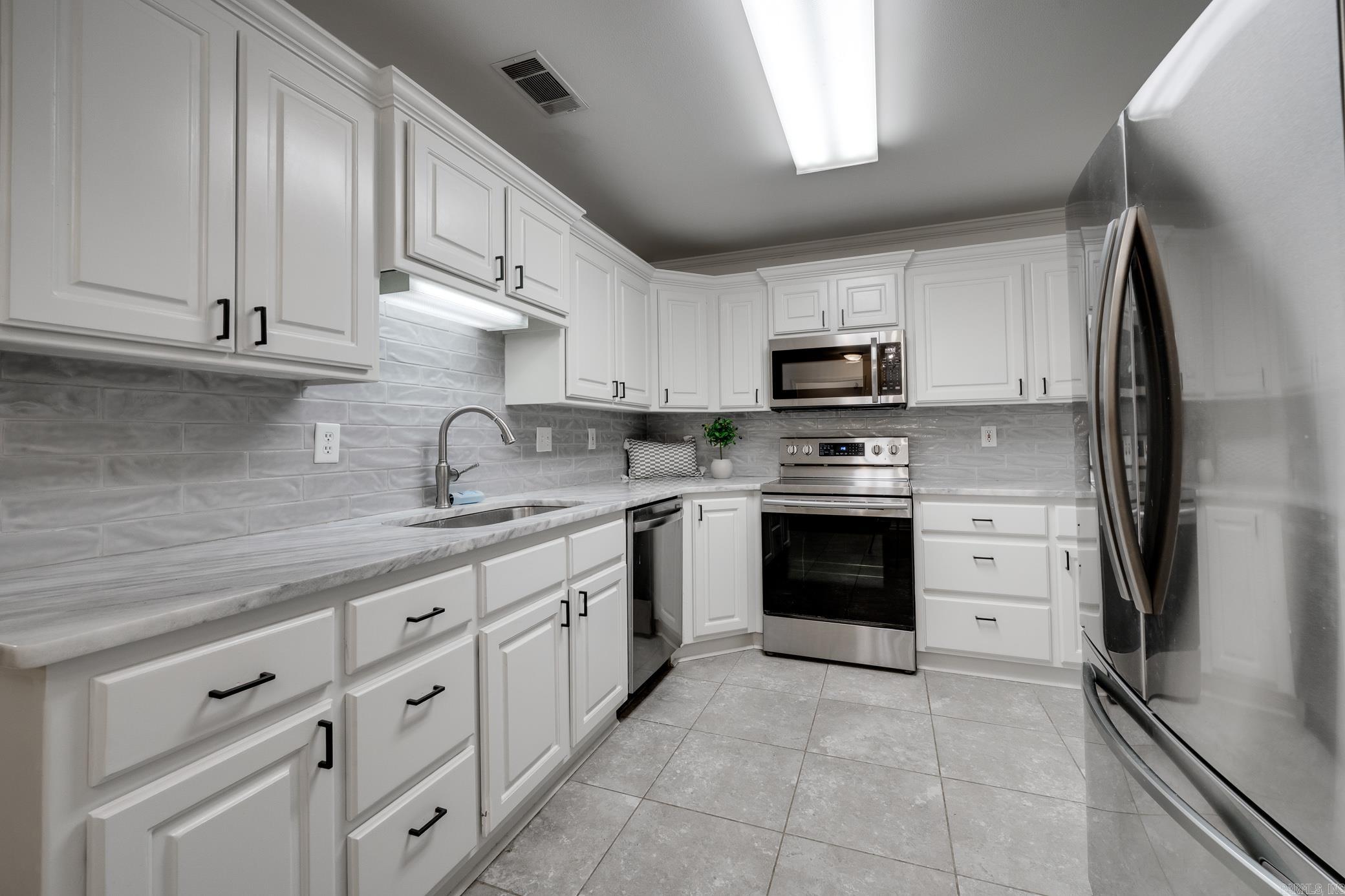 GARDEN OAKS ADDN - Residential