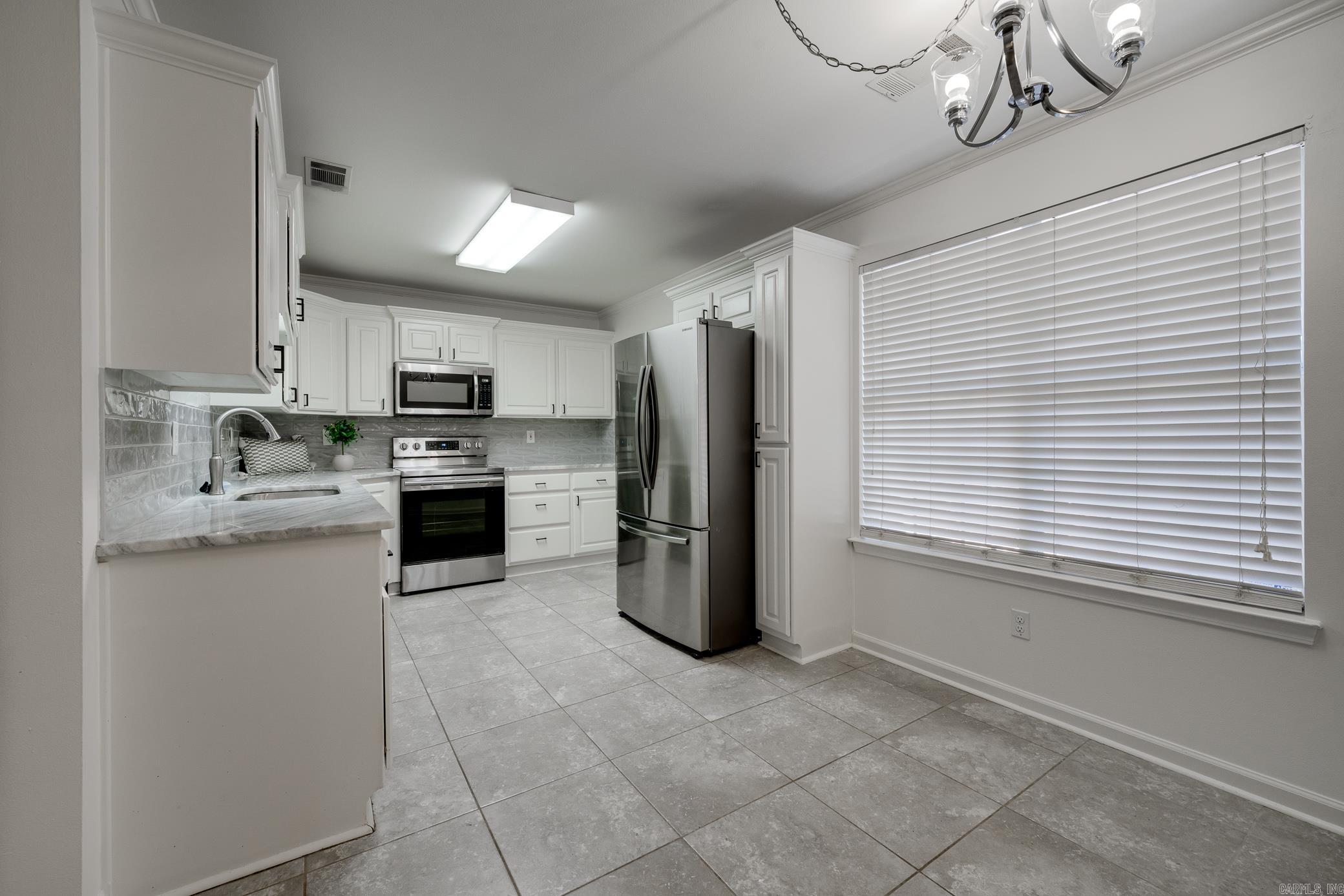 GARDEN OAKS ADDN - Residential