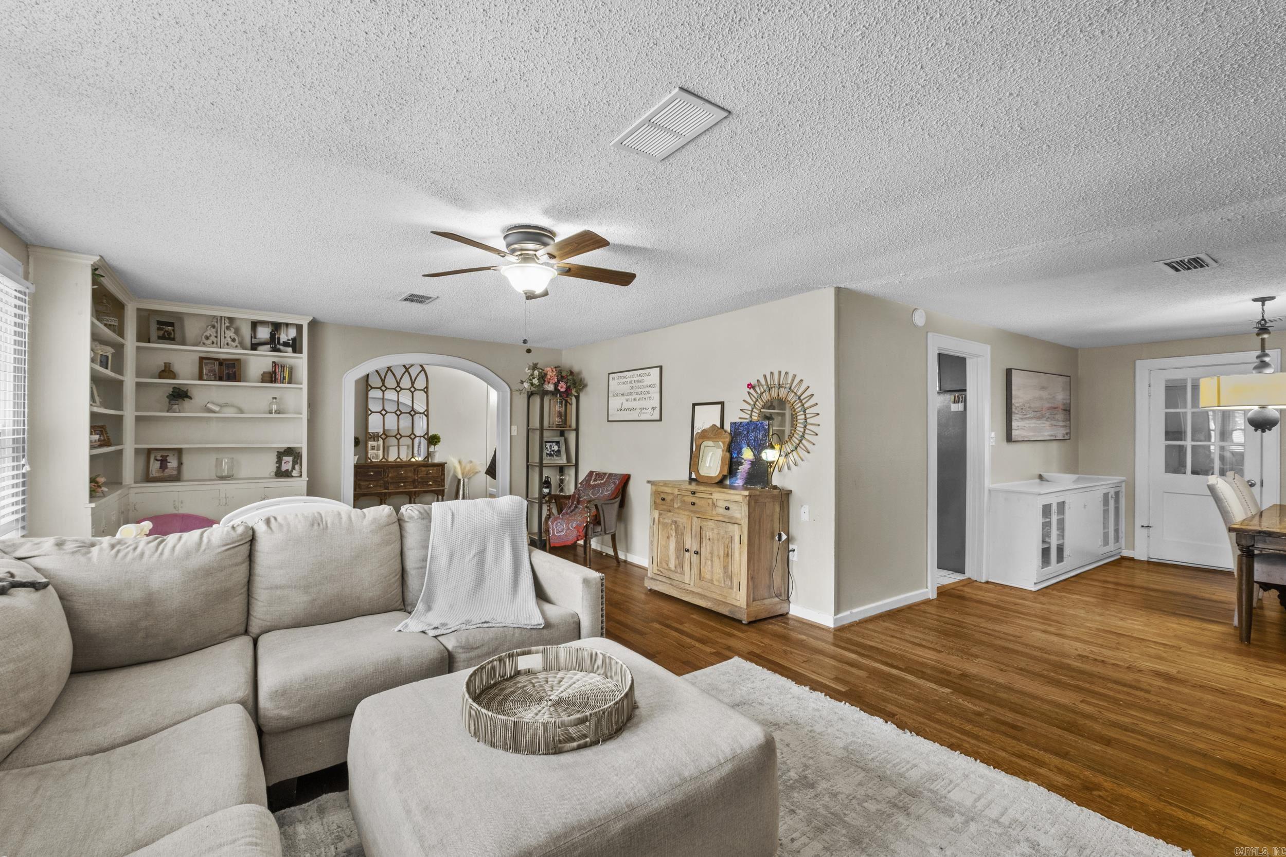 HILLS ADDN - Residential