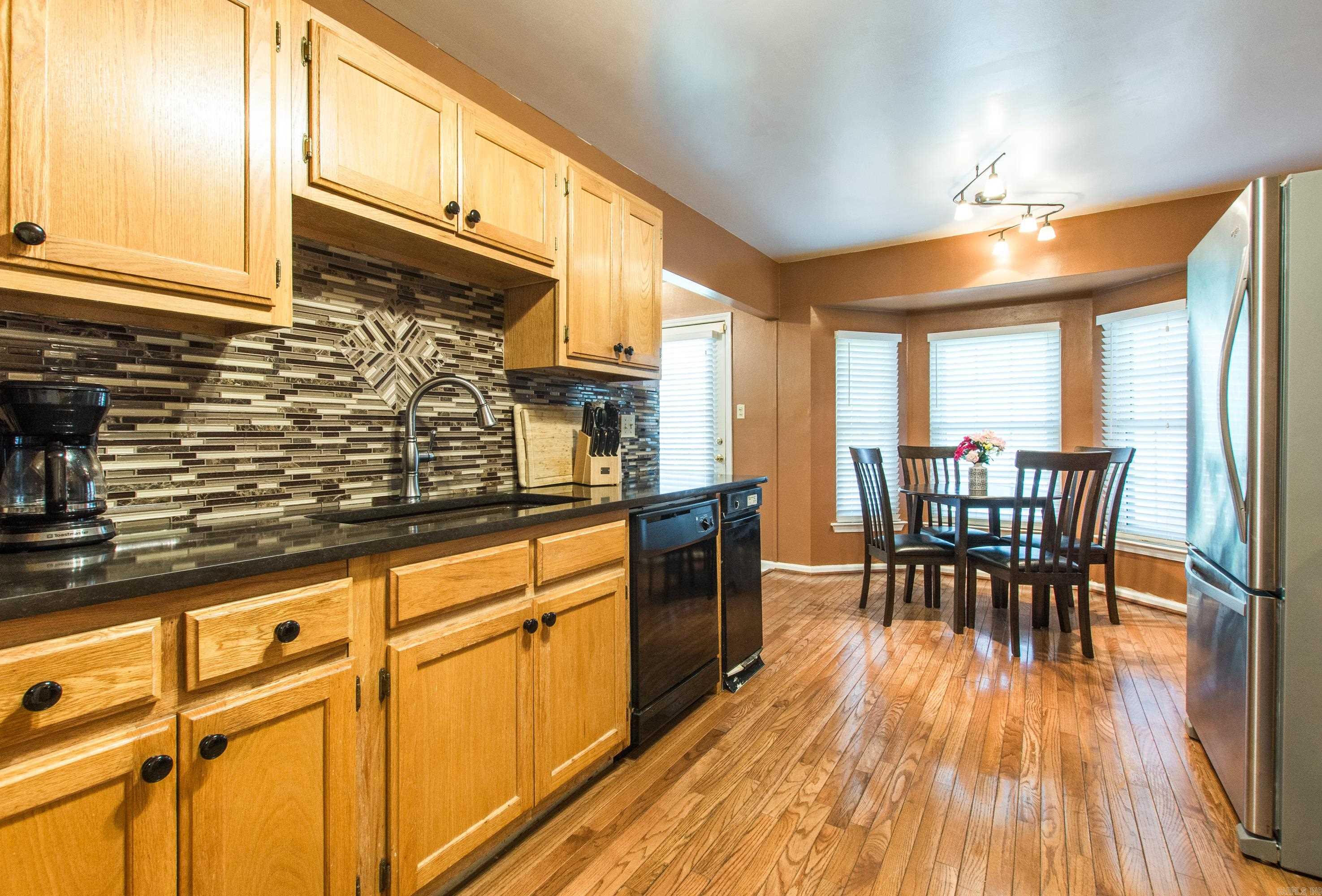 NORTH POINTE ADDN - Residential