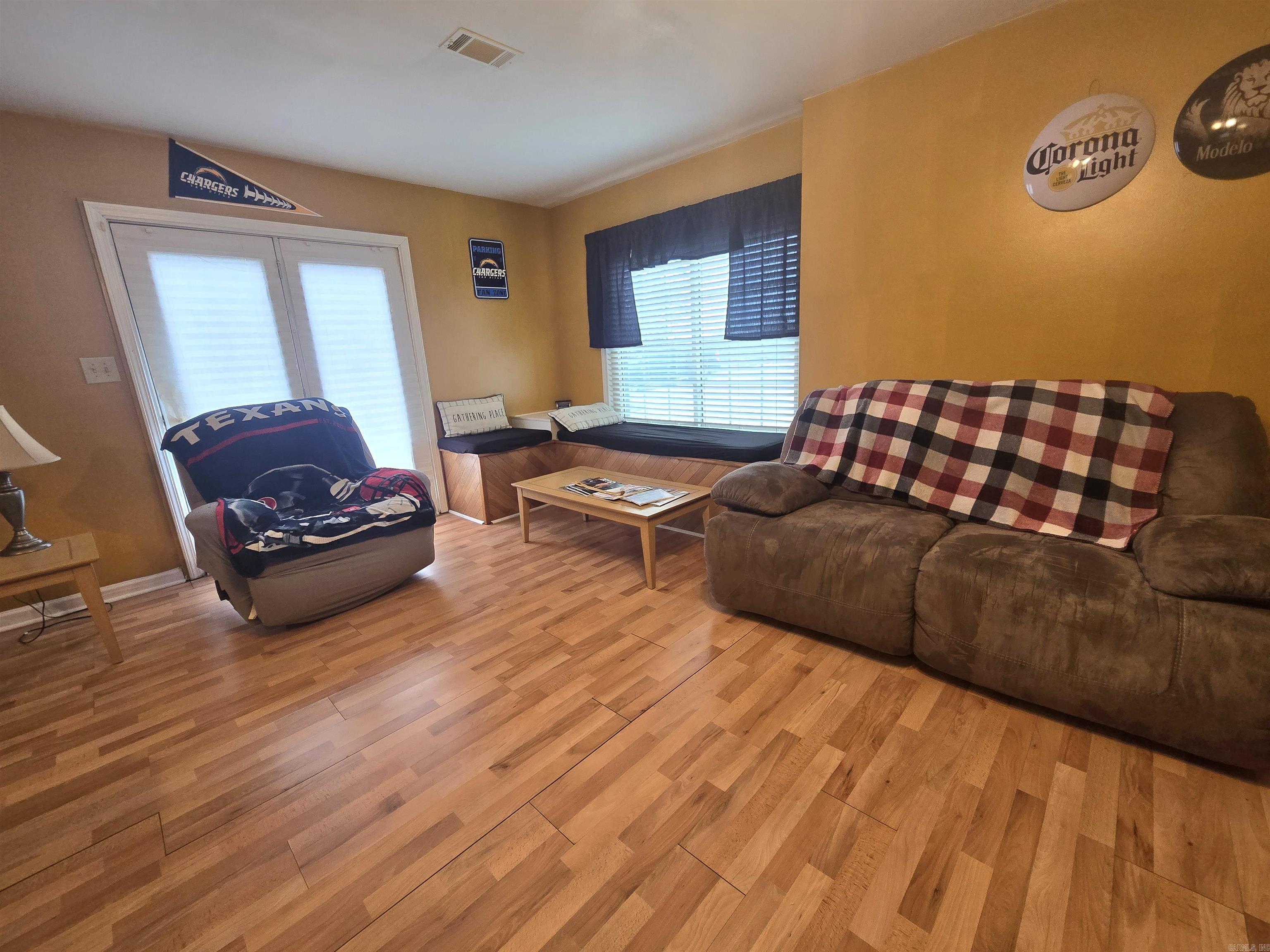 NORTH POINTE ADDN - Residential