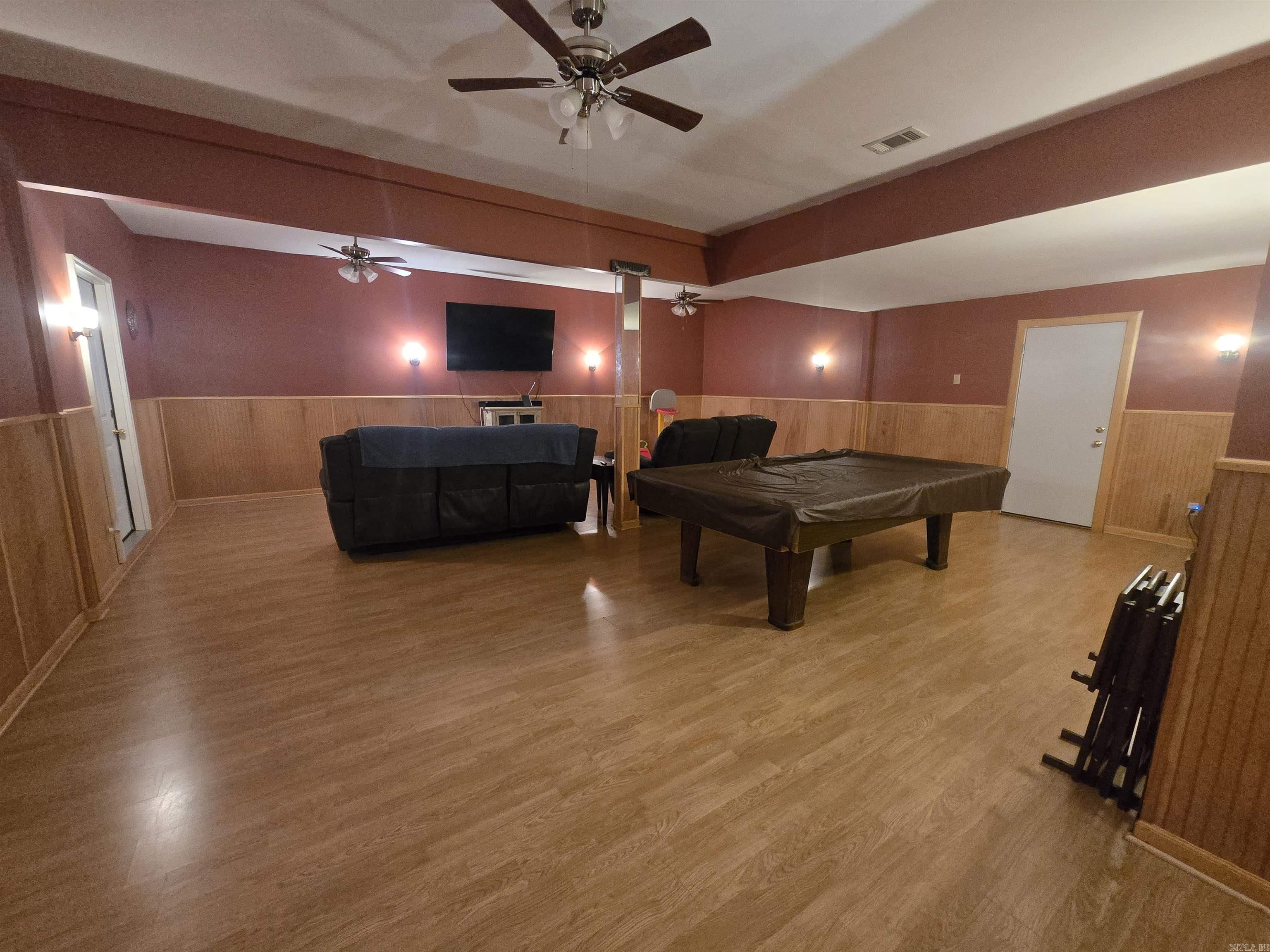 NORTH POINTE ADDN - Residential