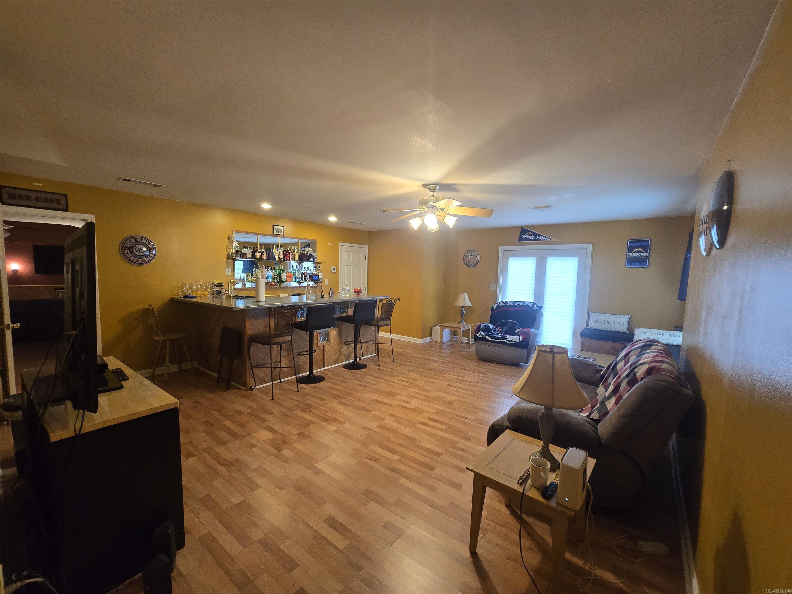 NORTH POINTE ADDN - Residential