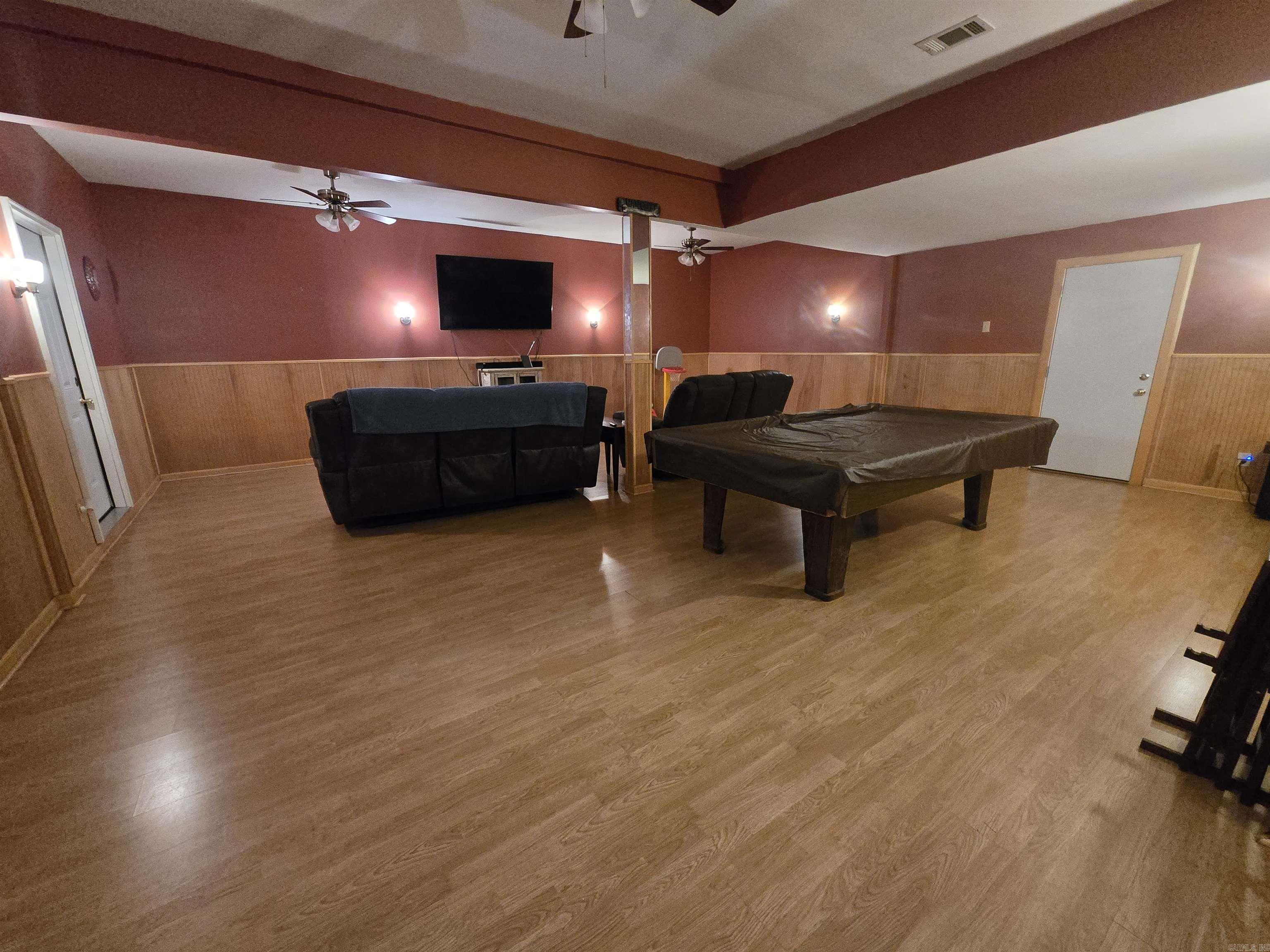 NORTH POINTE ADDN - Residential