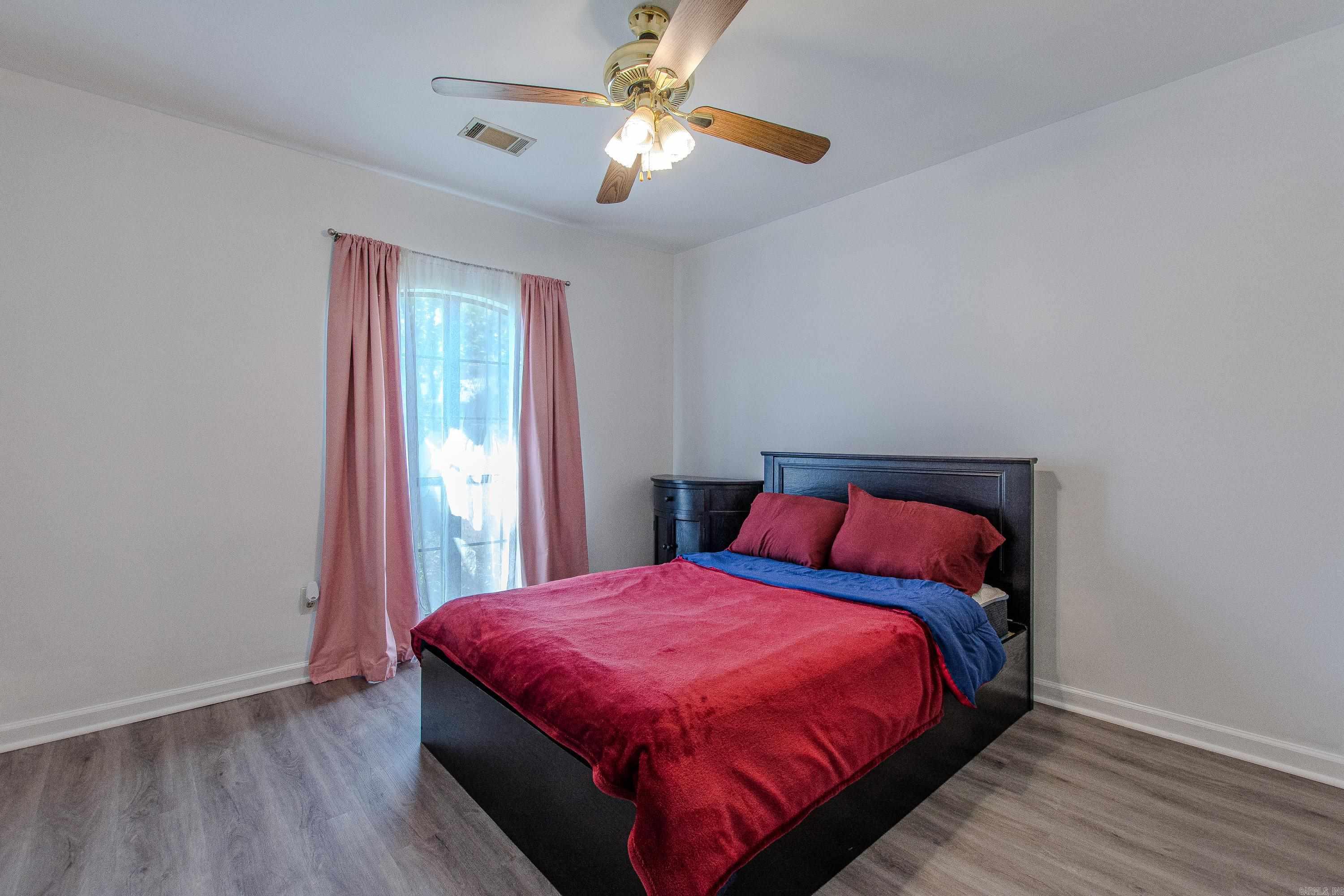 NORTH POINTE ADDN - Residential