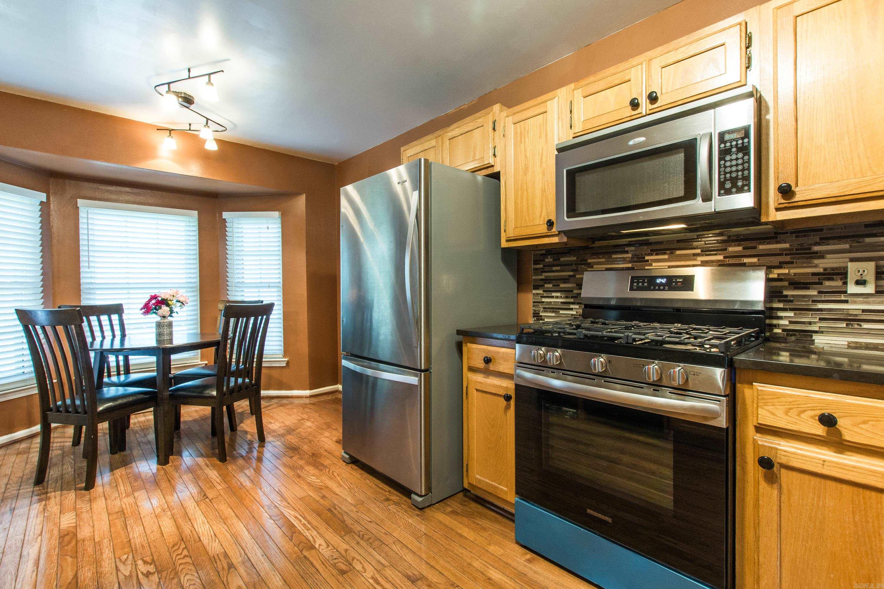 NORTH POINTE ADDN - Residential