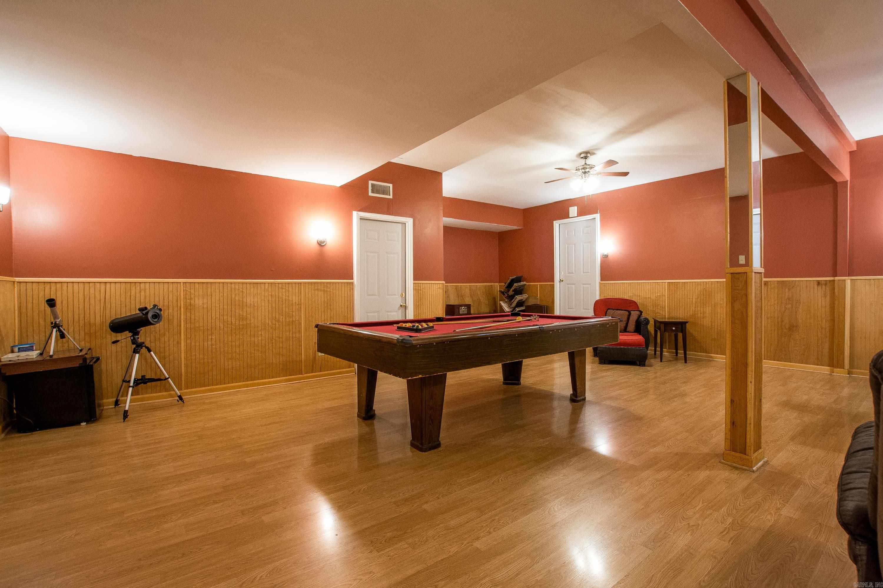 NORTH POINTE ADDN - Residential