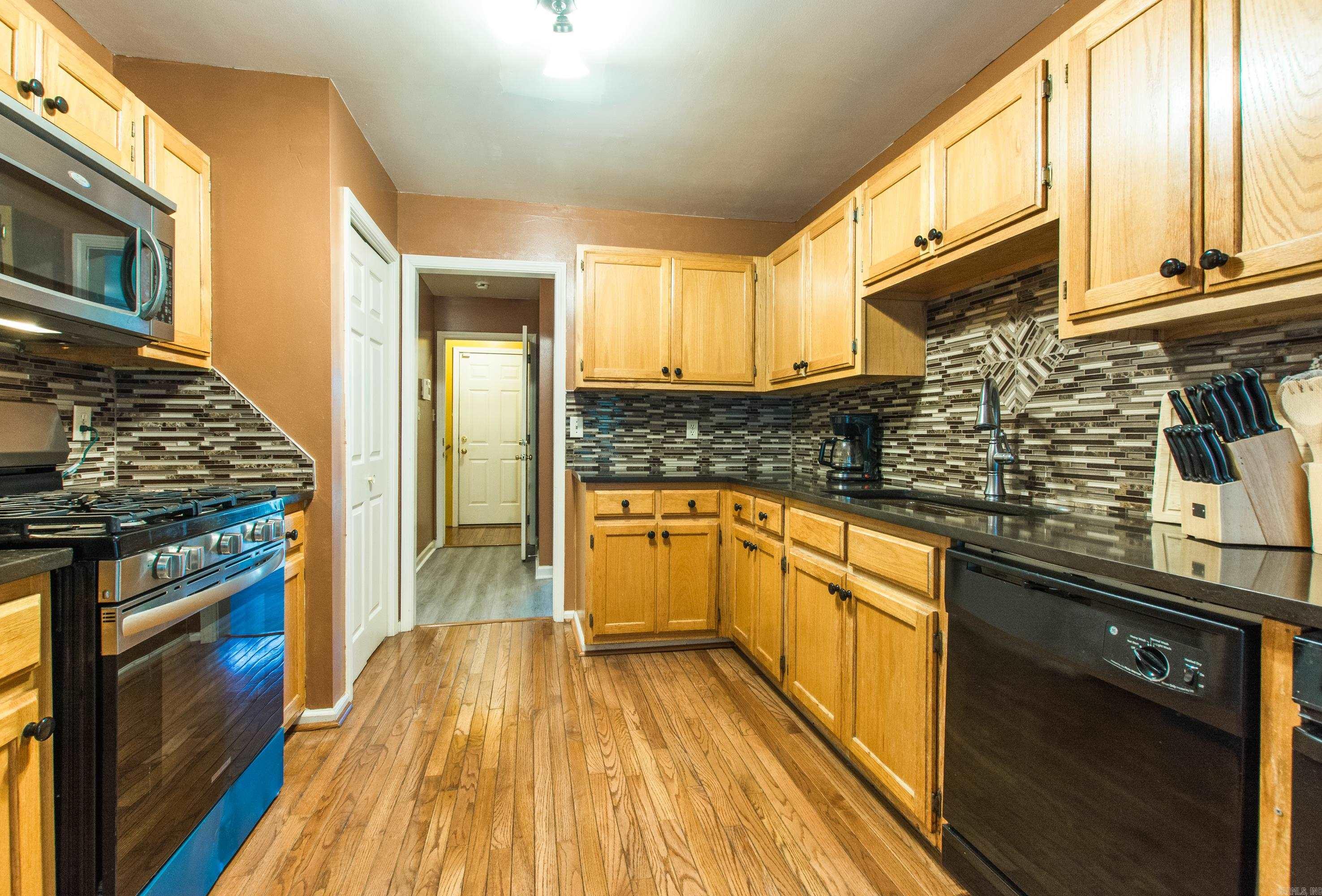 NORTH POINTE ADDN - Residential