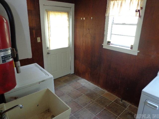 Metes & Bounds - Residential Lease