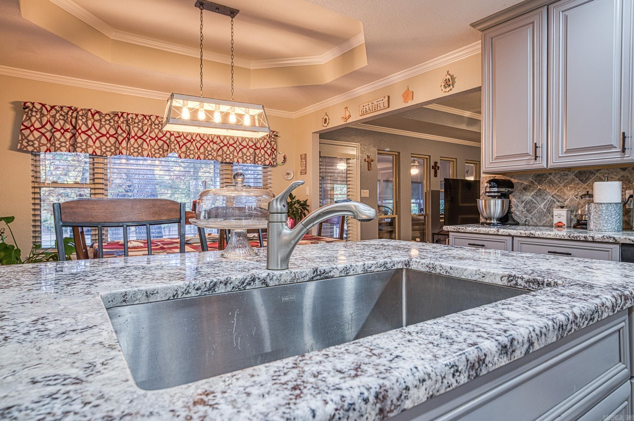 Doscientos - Residential