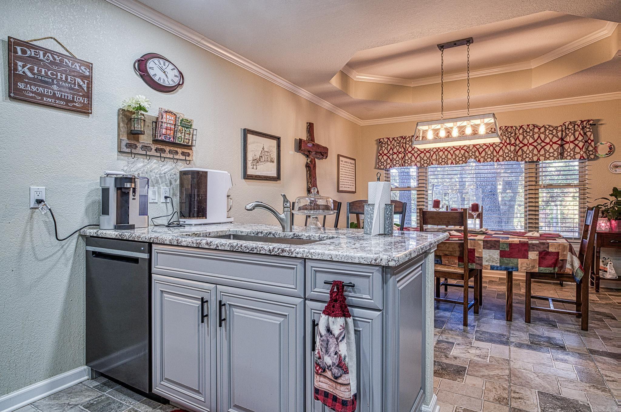 Doscientos - Residential