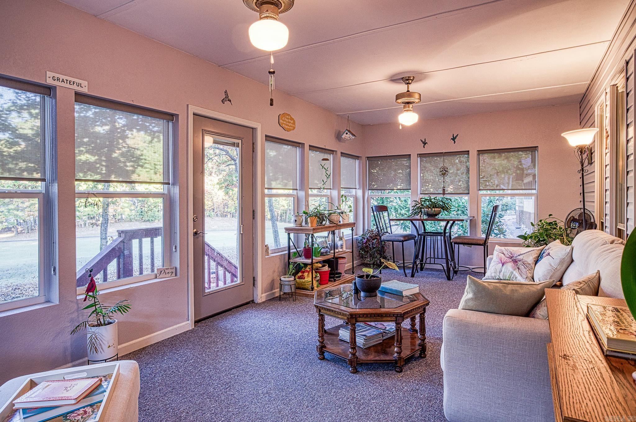 Doscientos - Residential