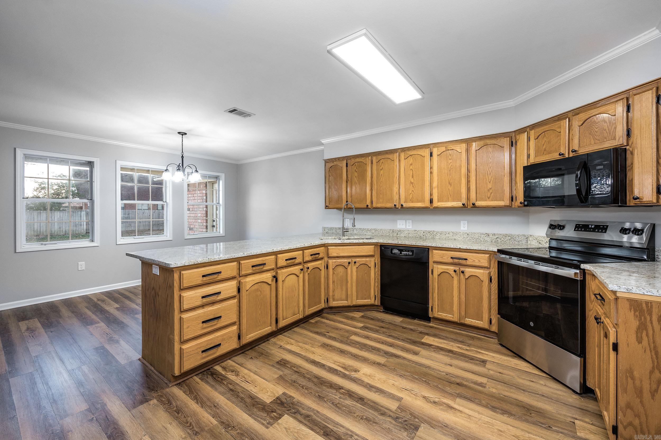 FREDERICK PLACE - Residential