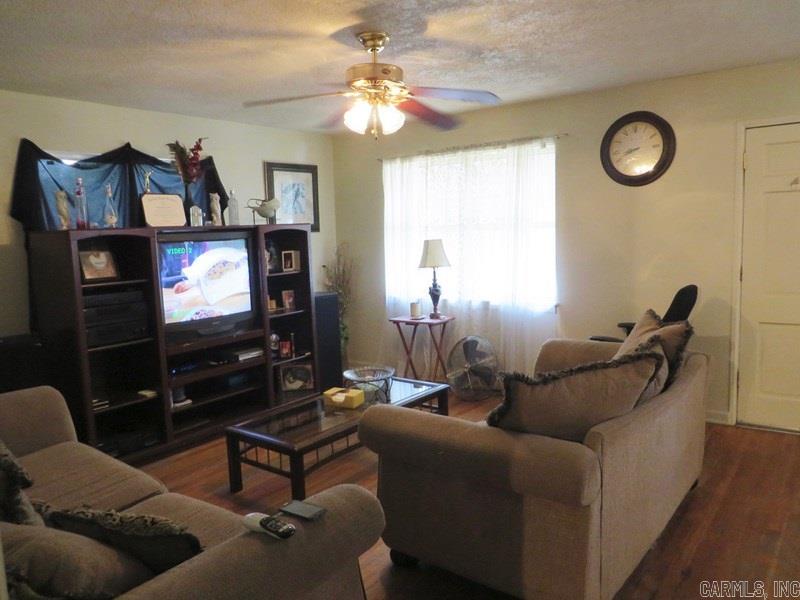 BELWOOD ADDN - Residential