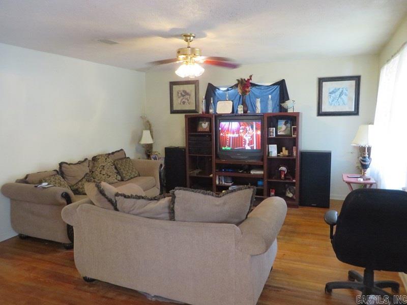 BELWOOD ADDN - Residential