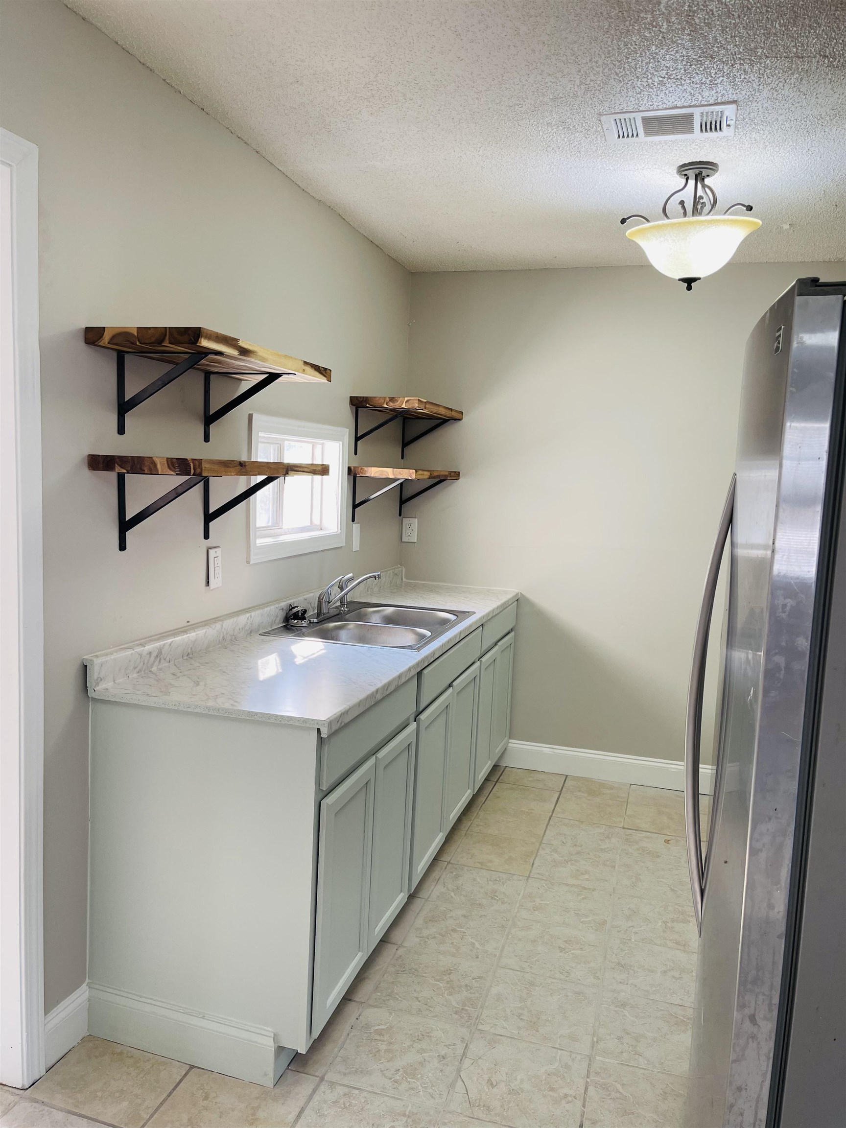 Pride & Gateway - Residential Lease