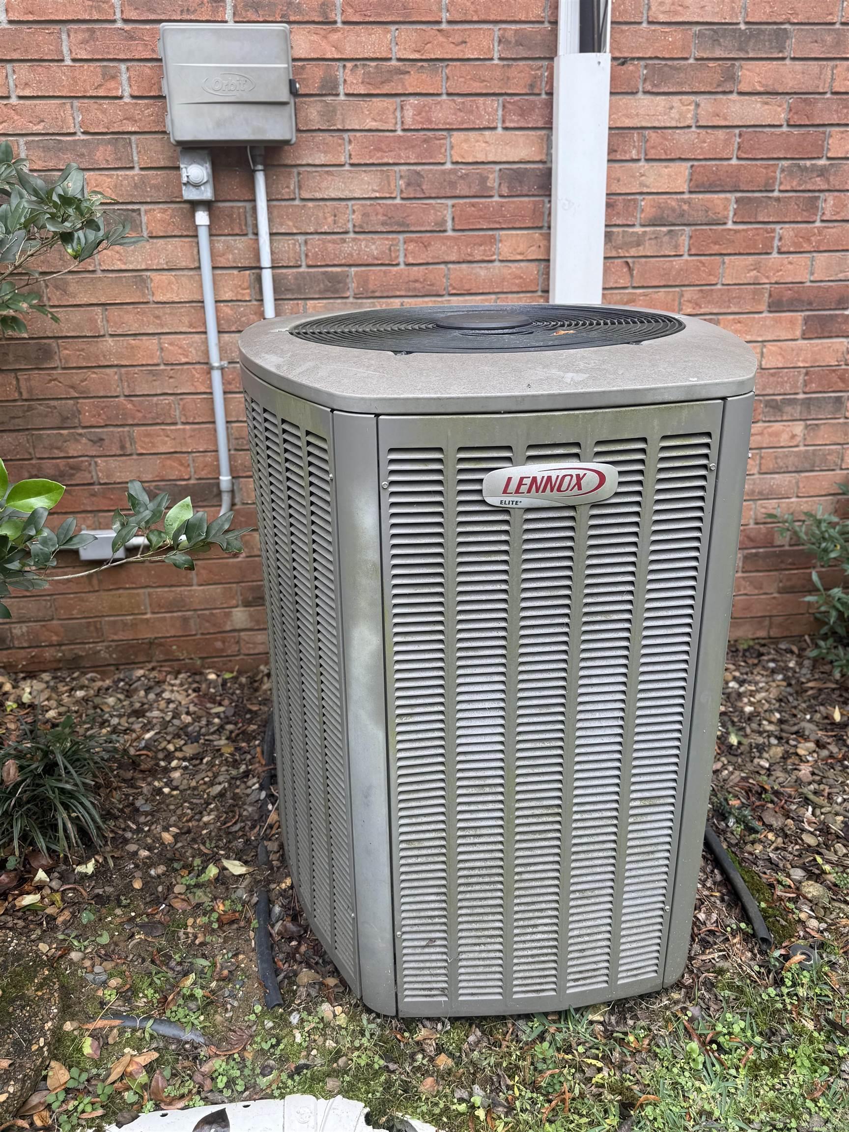 CAROLINE ACRES - Residential