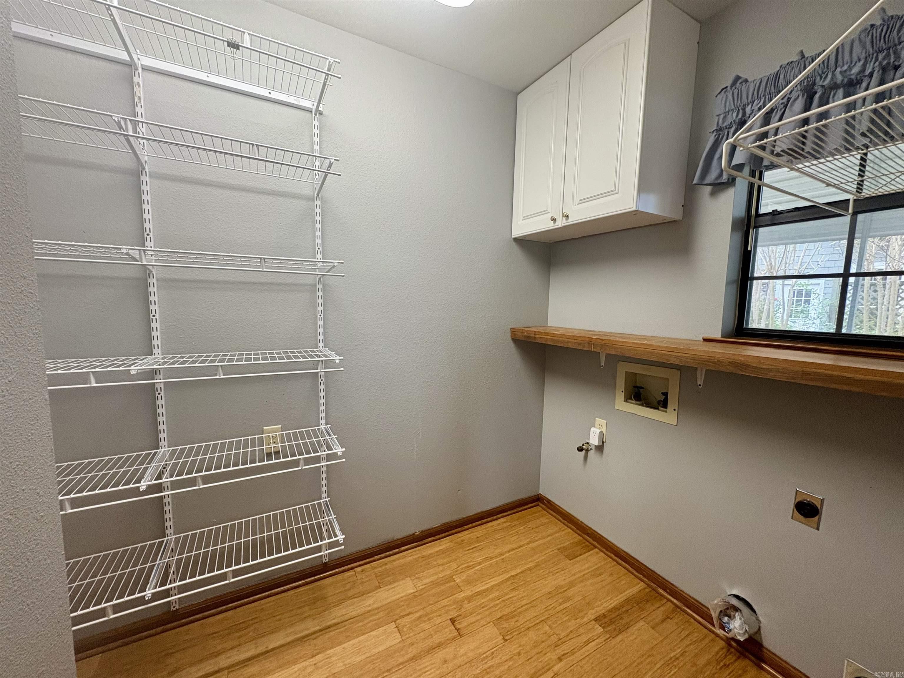 CAROLINE ACRES - Residential