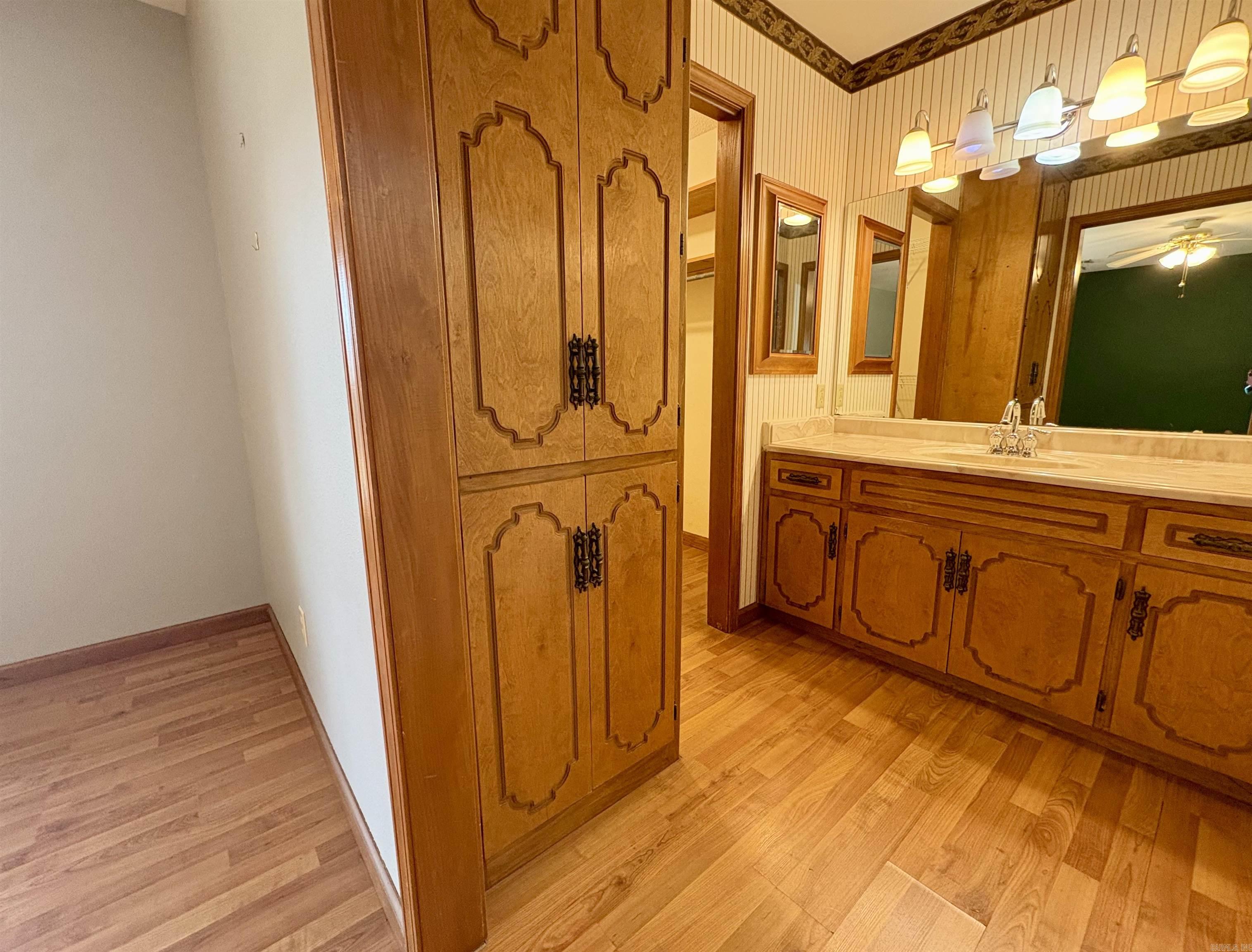 CAROLINE ACRES - Residential