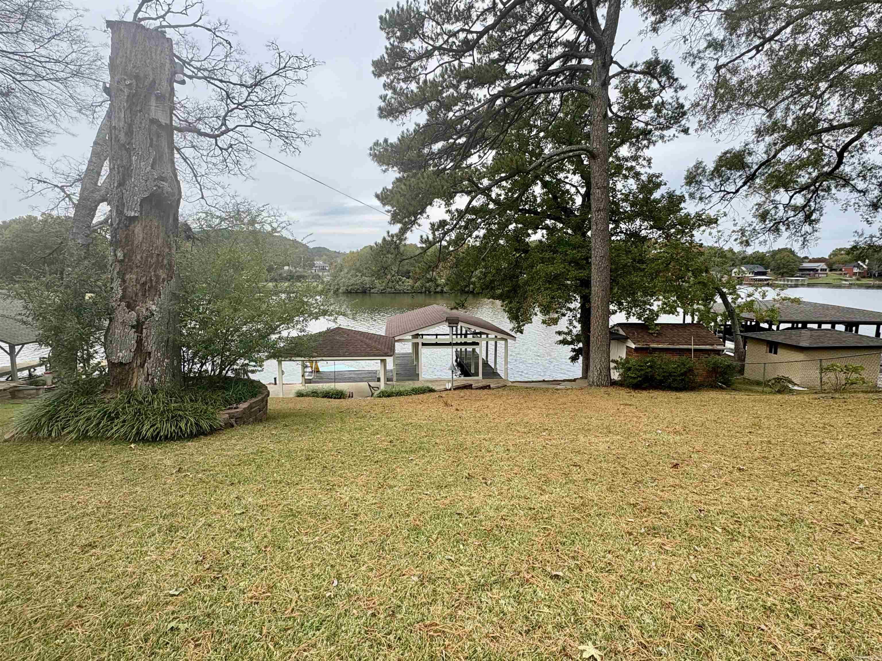 CAROLINE ACRES - Residential