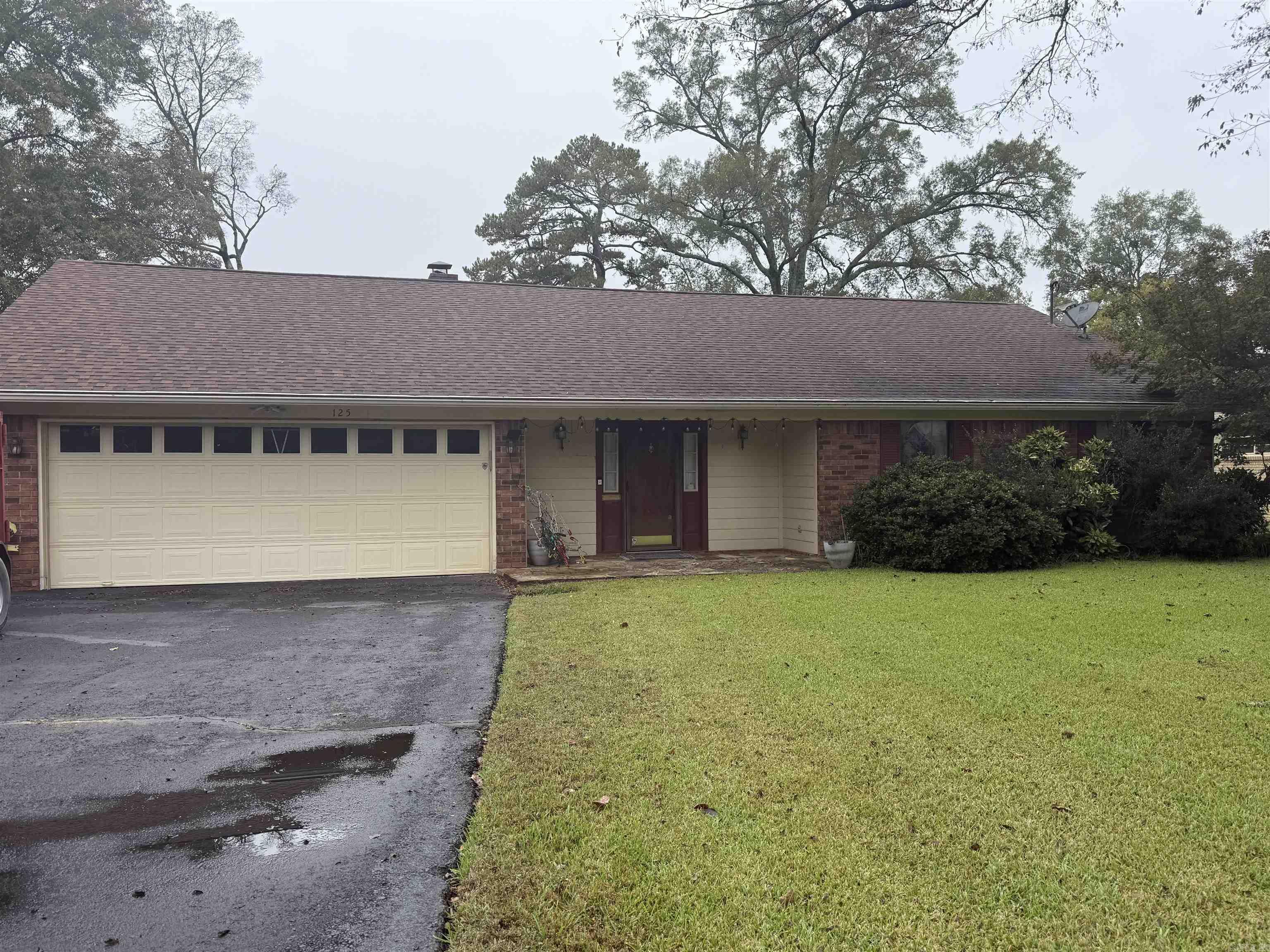 CAROLINE ACRES - Residential