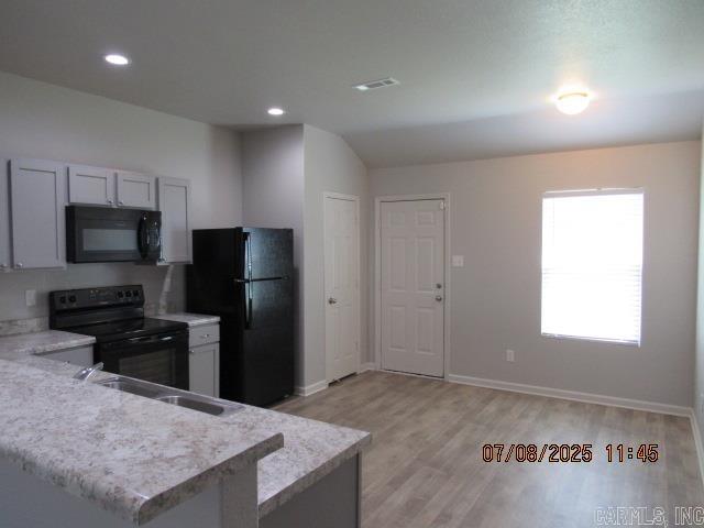 MUSEUM MEADOWS - Residential Lease